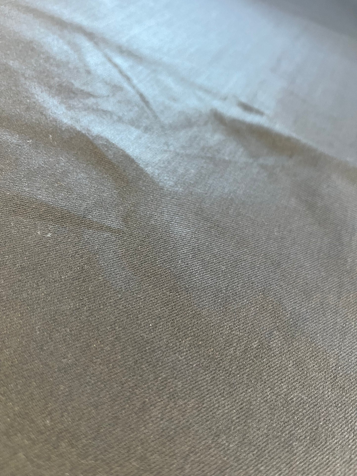 F02 cotton gabardine stretch with shiny coating