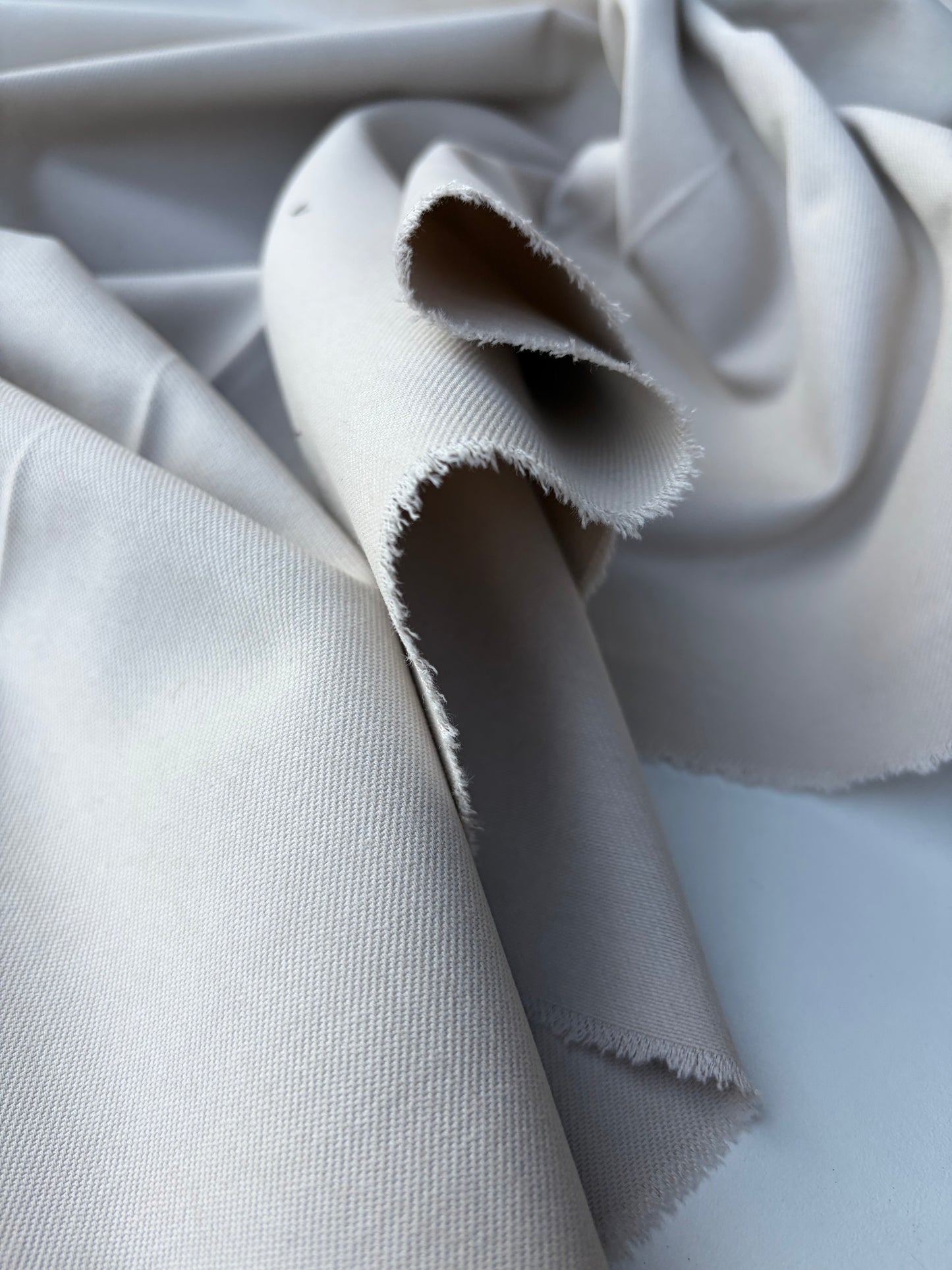 AMI 031 Heavy cotton twill teflon treatment