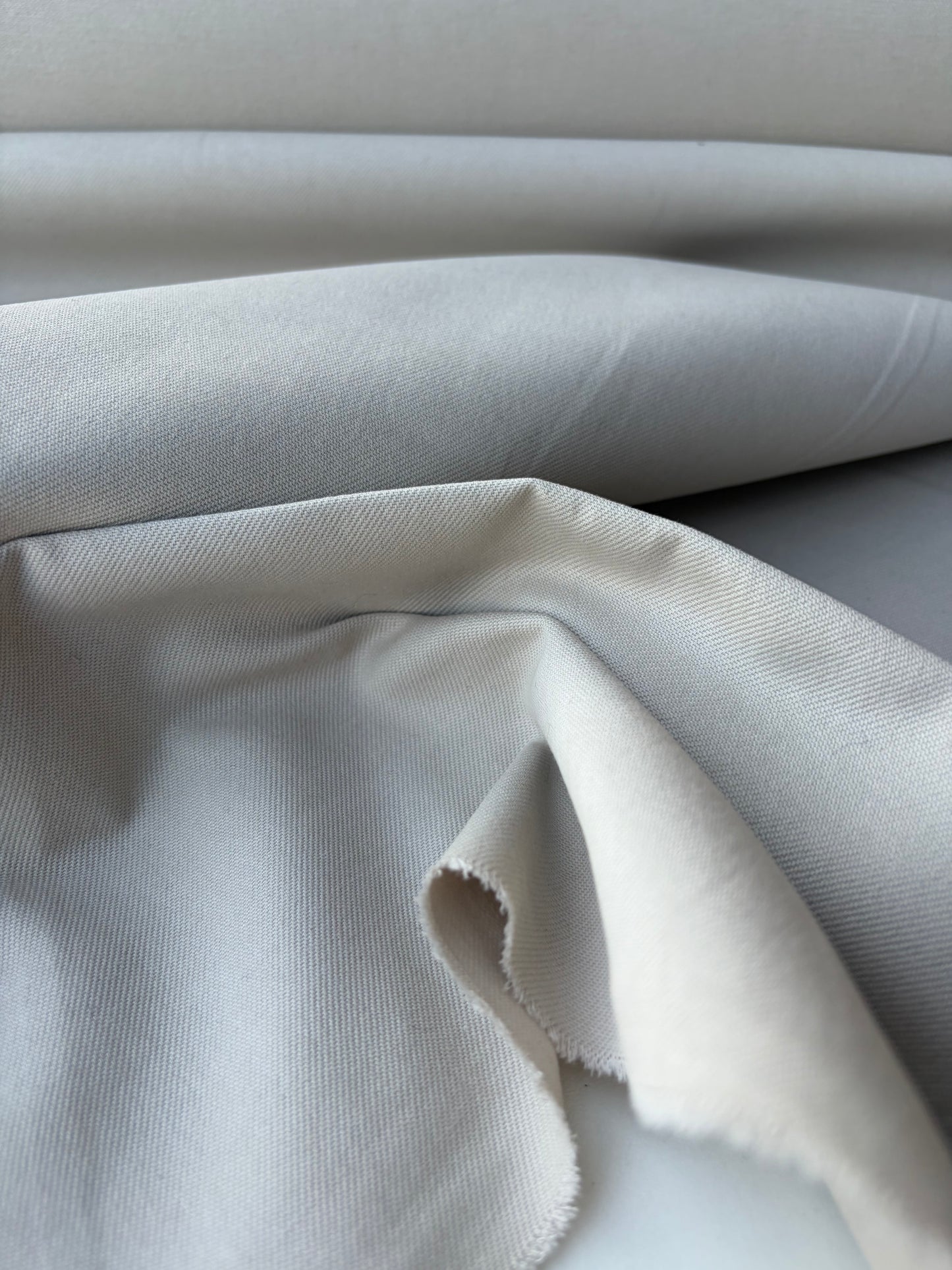 AMI 031 Heavy cotton twill teflon treatment