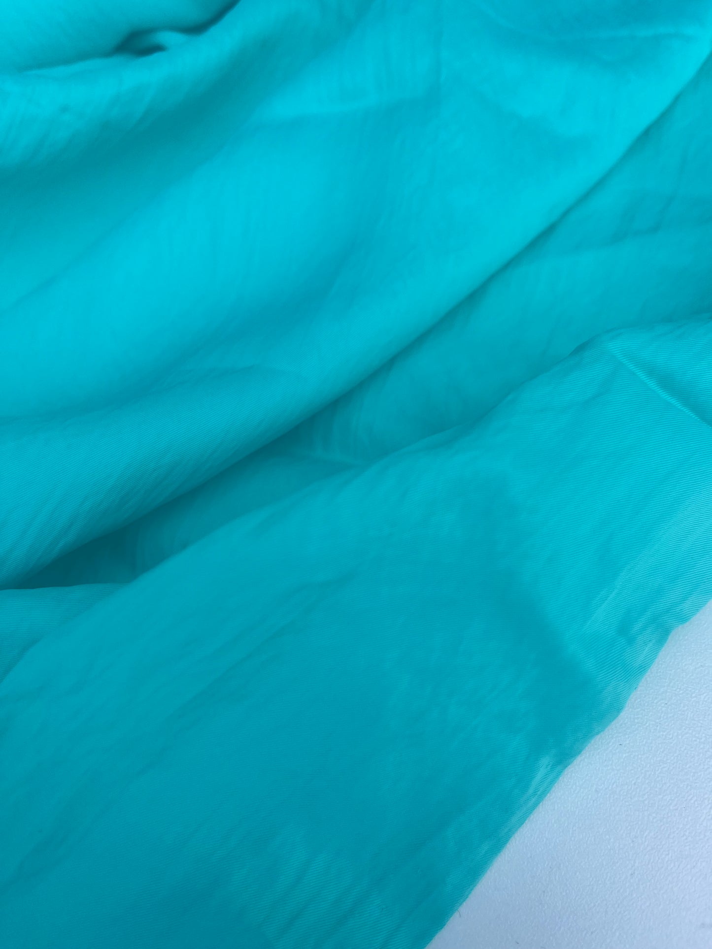 LC BONOTTO 003 technical papertoutch crushed fabric mint green