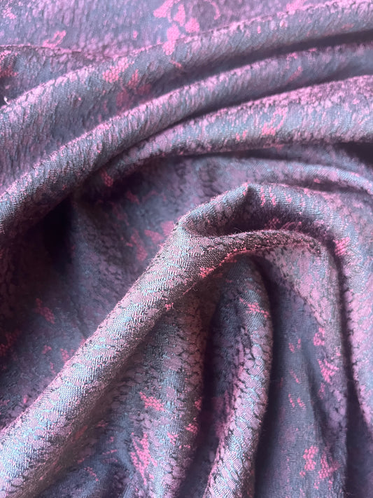 TINA 008 cotton stretch jacquard framboise/black small flower