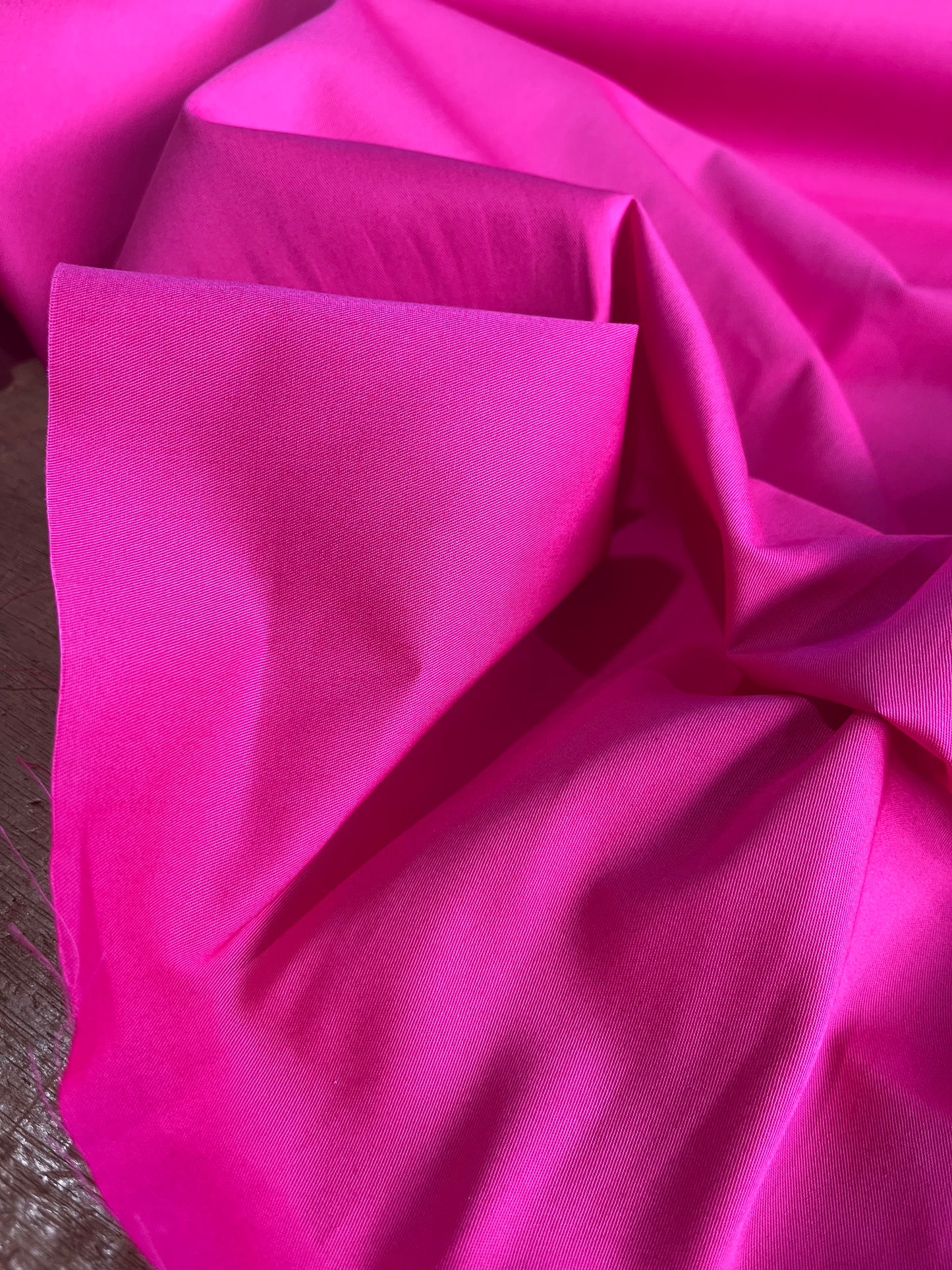 F02 cotton gabardine stretch pink