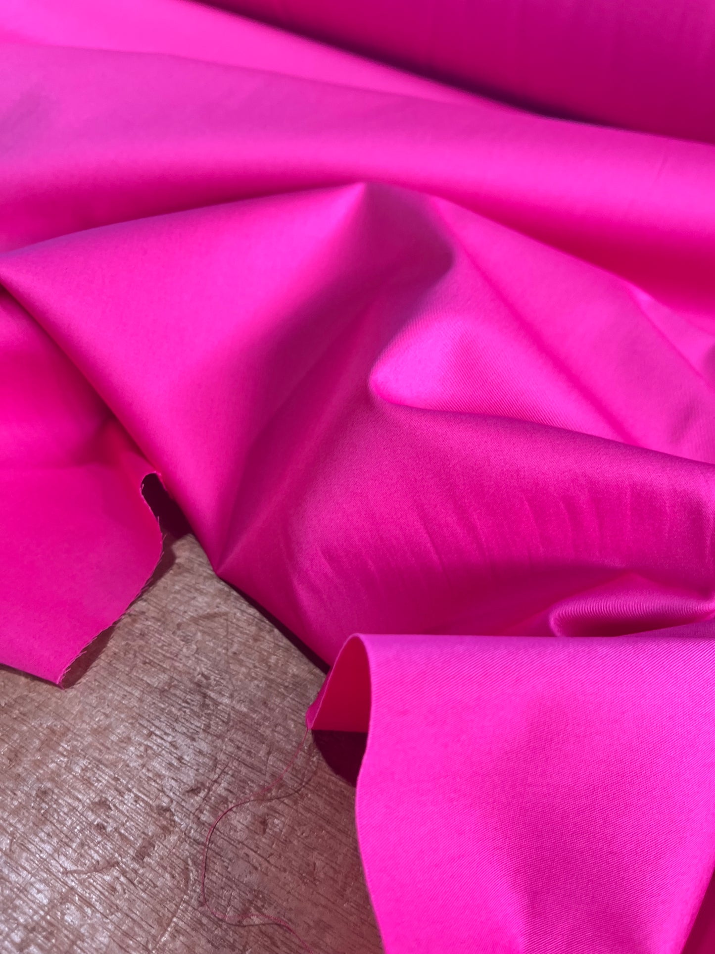 F02 cotton gabardine stretch pink