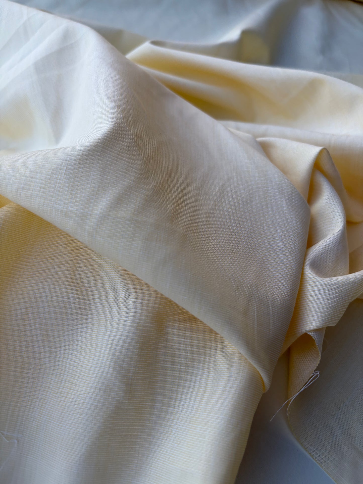 AMI 038 yarn dyed cotton oxford banana puree