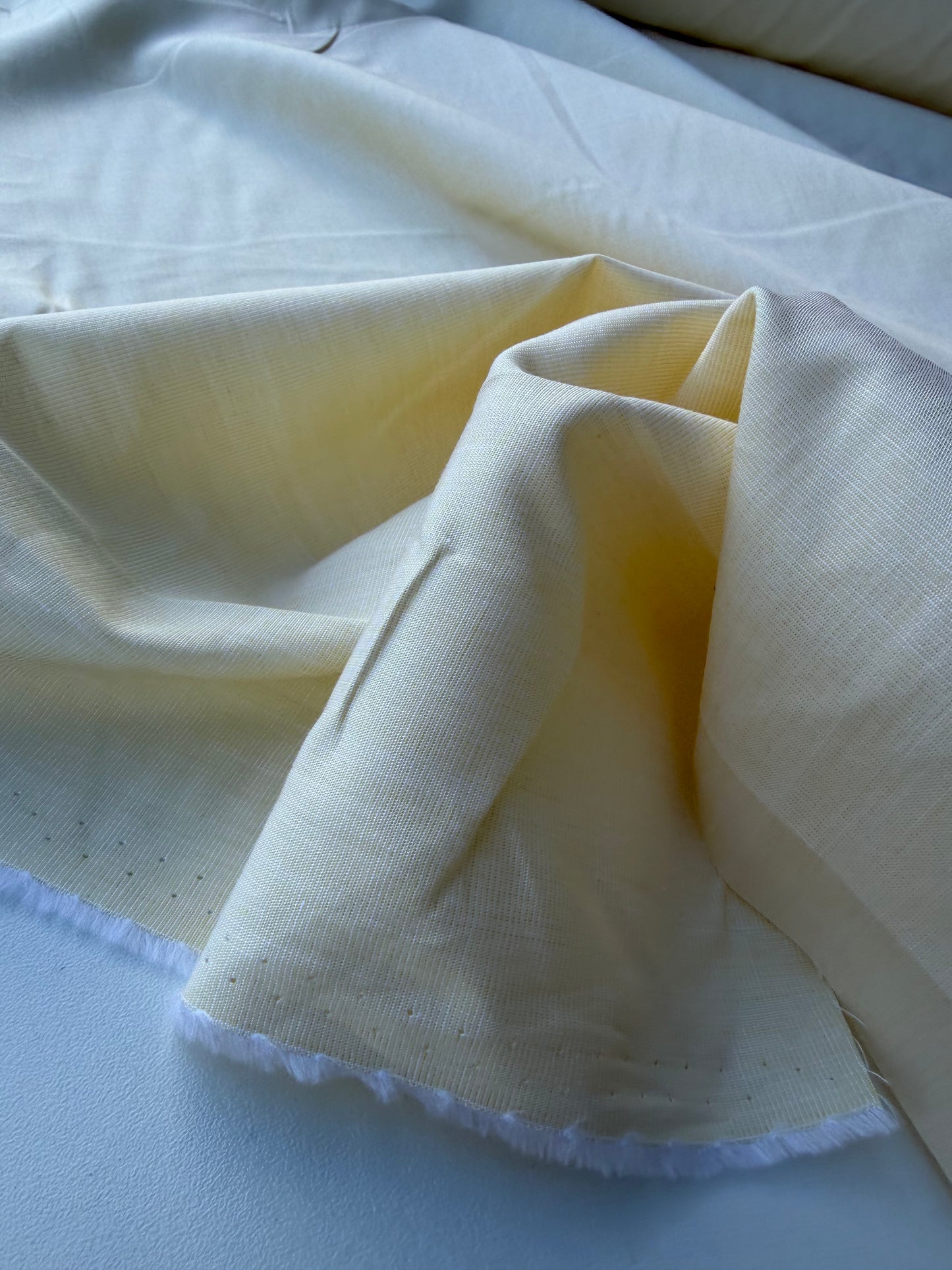 AMI 038 yarn dyed cotton oxford banana puree
