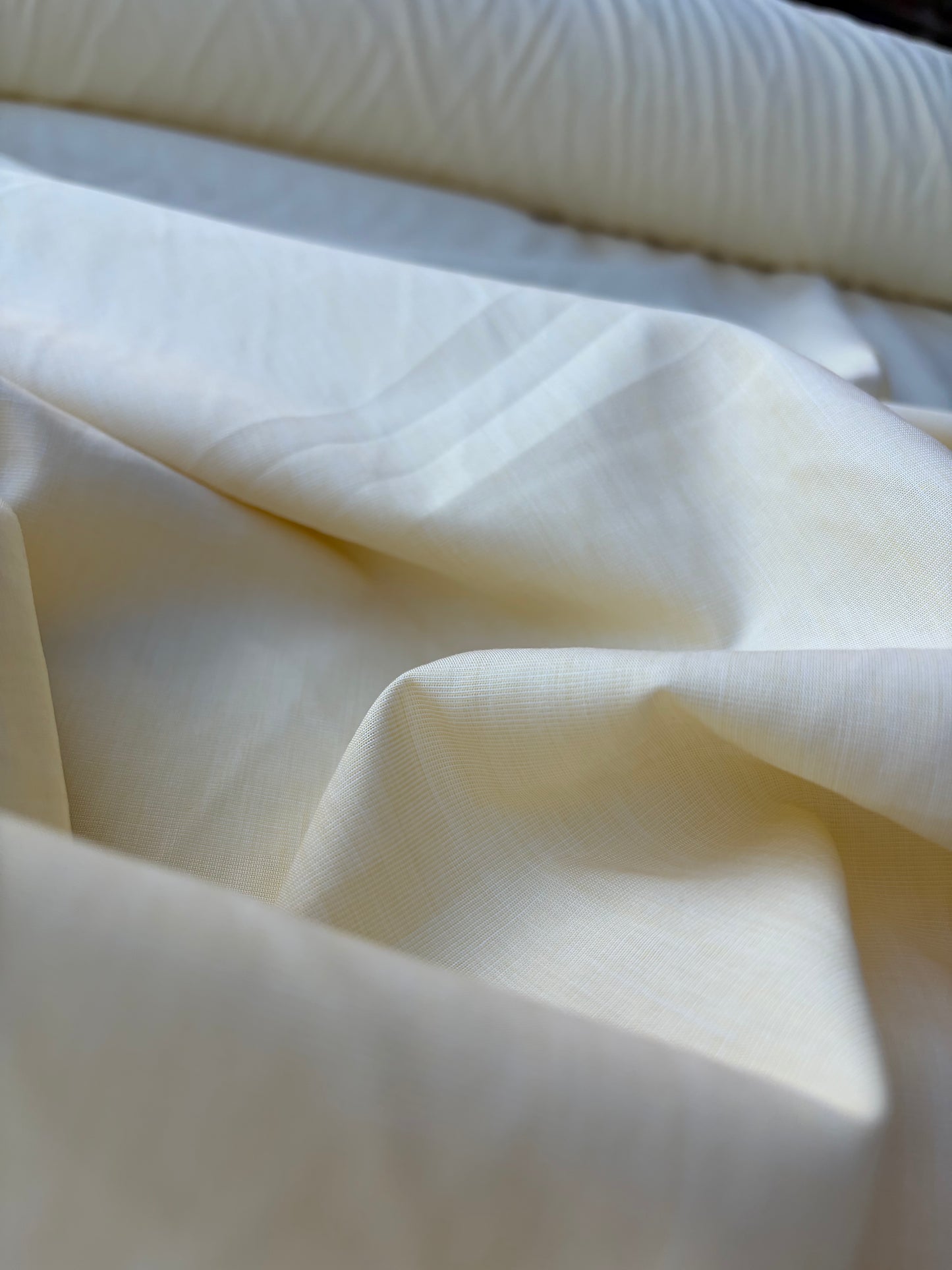 AMI 038 yarn dyed cotton oxford banana puree