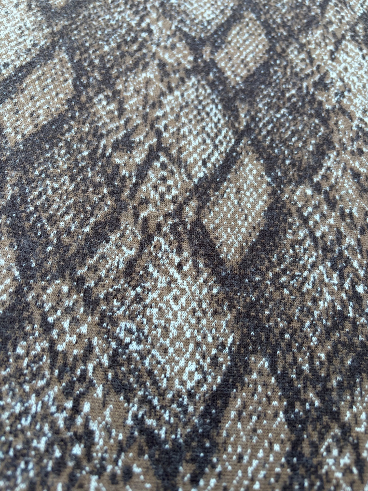 BILLY 001 brushed snake design heavy jersey jacquard
