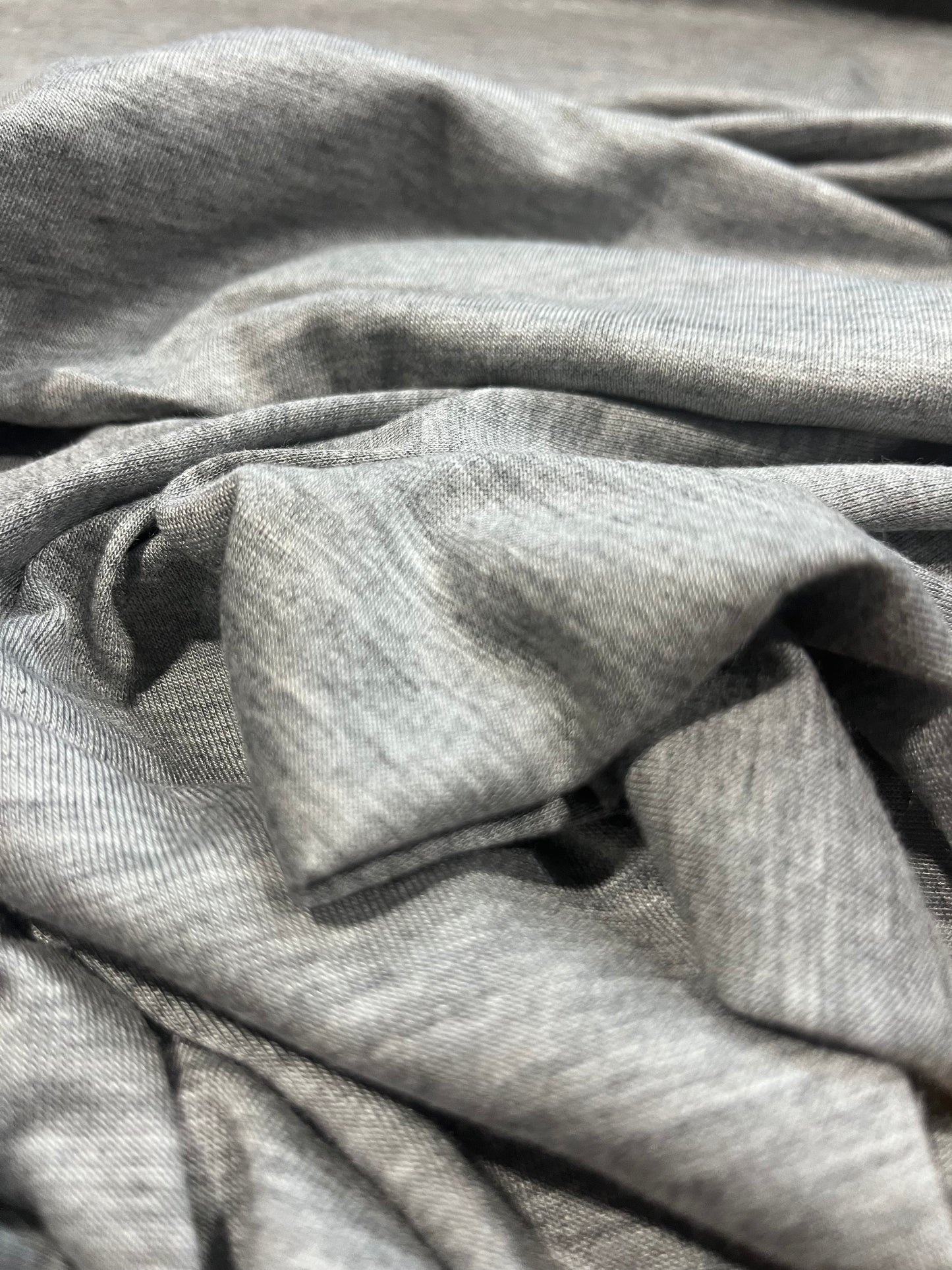 C01 washed viscose jersey grey mélange