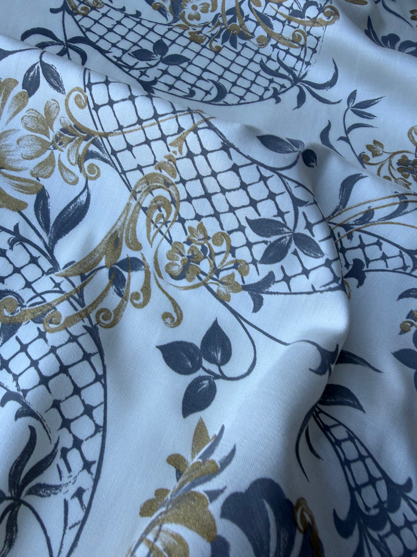 BILLY 006 viscose print grey/gold