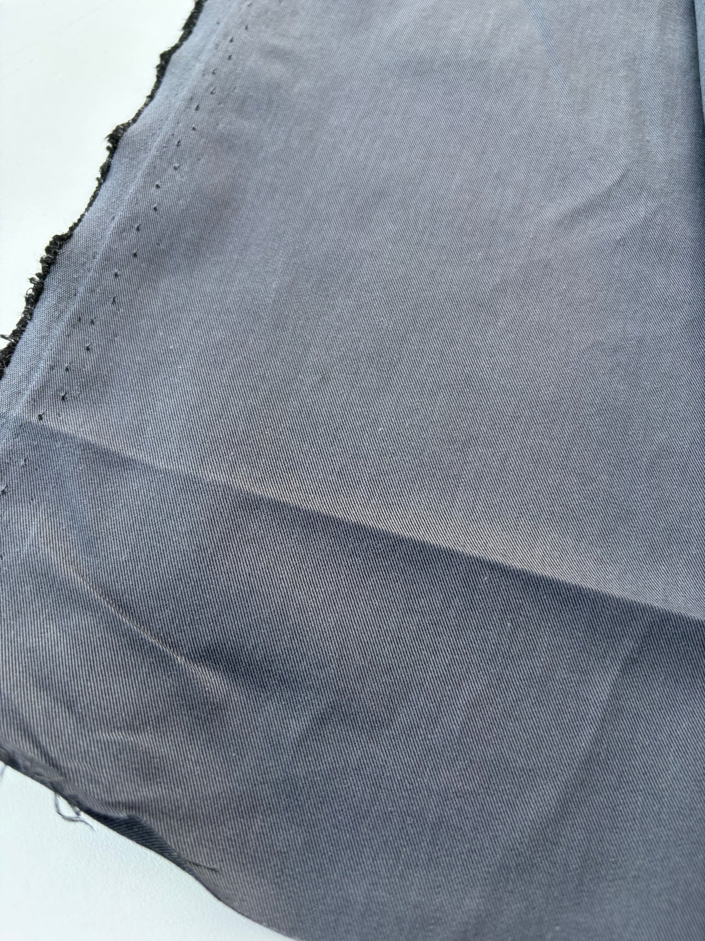 AMI 046 cotton twill technical touch grey