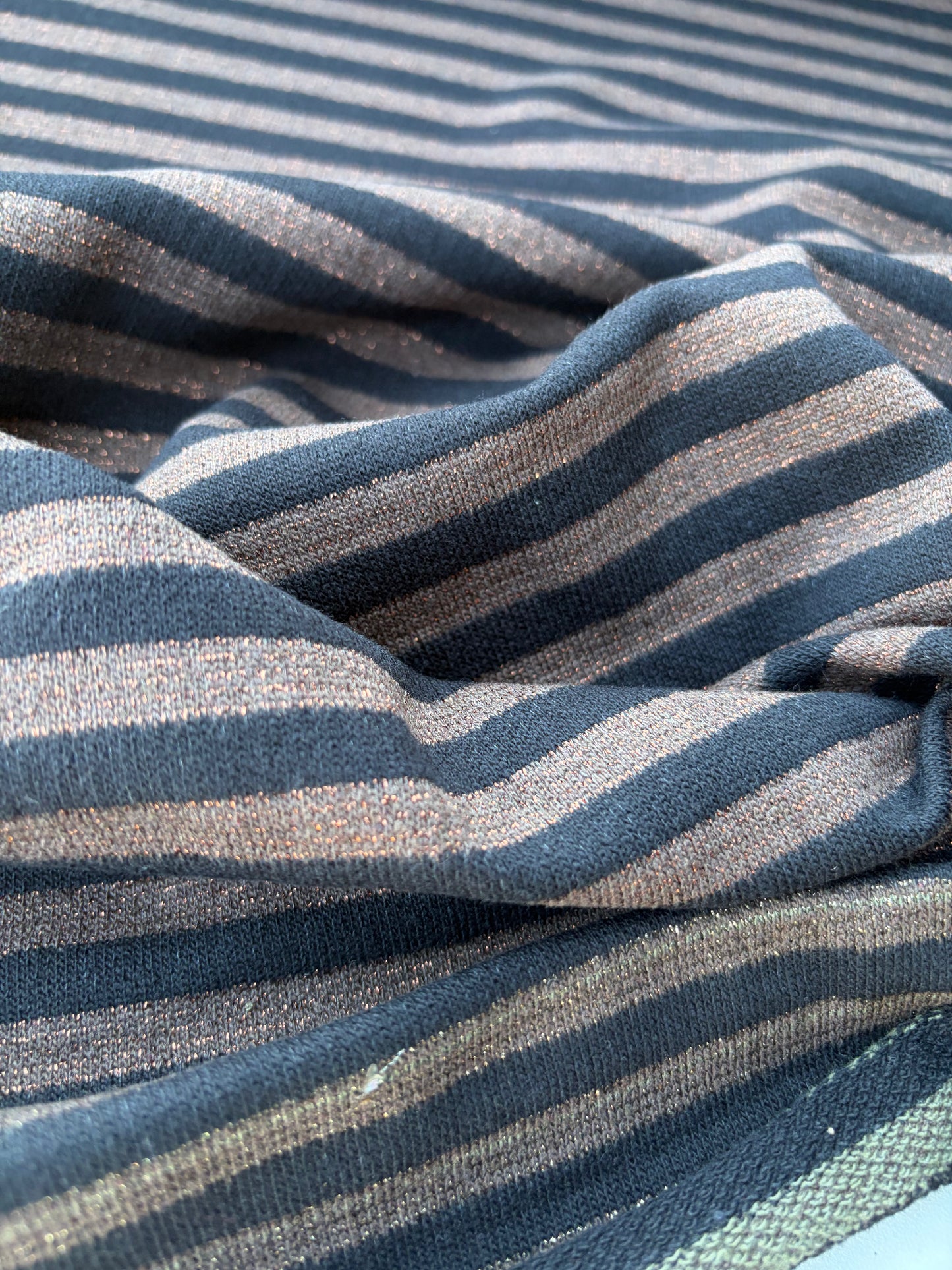 BILLY 009 Black/brown striped French Terry with lurex