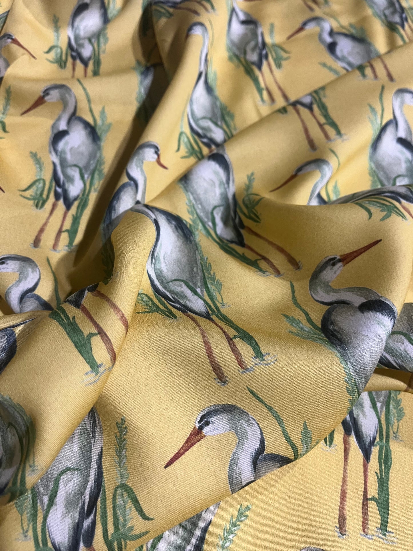 KEIRA 004 viscose satin flamingos