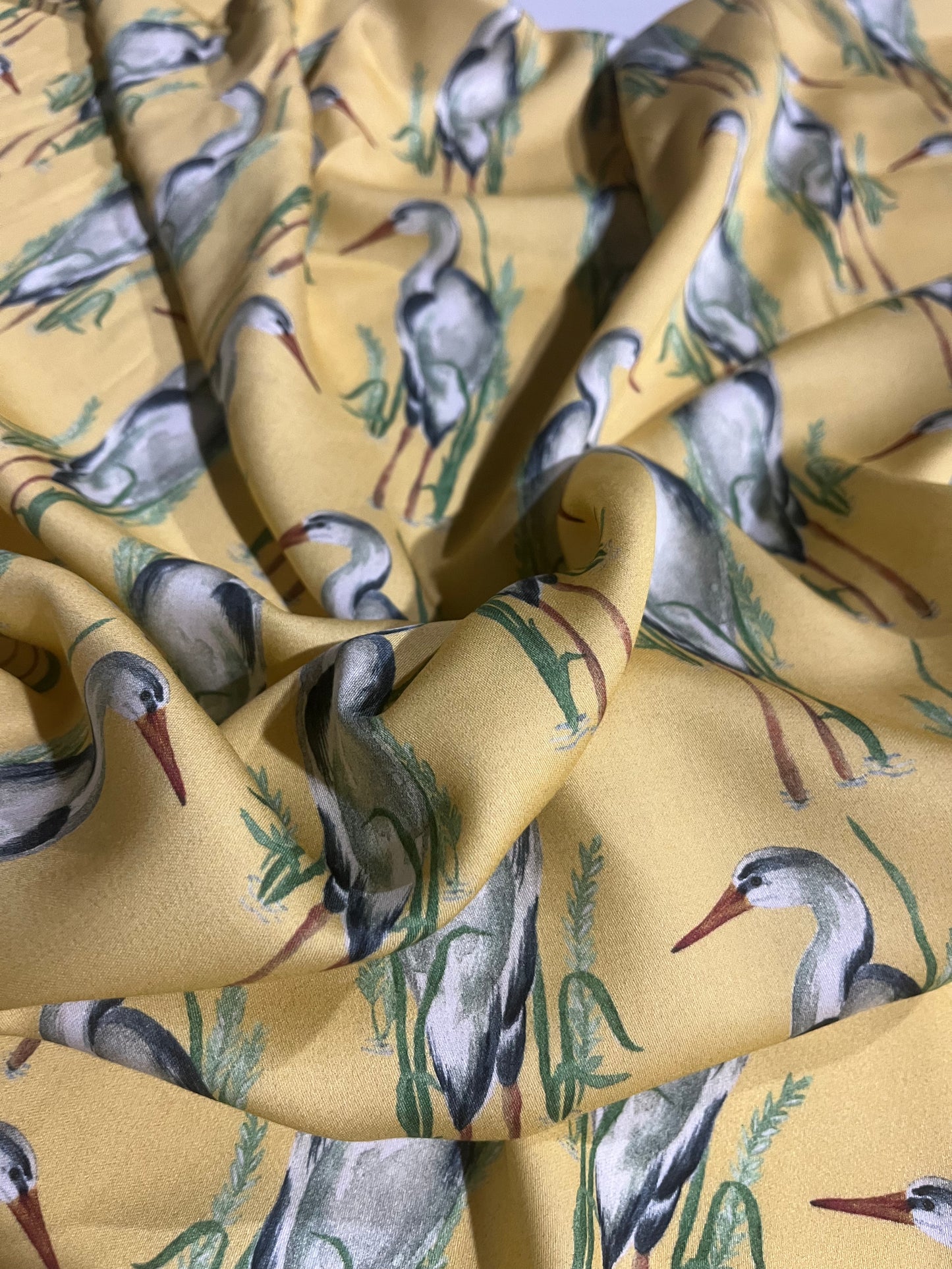 KEIRA 004 viscose satin flamingos