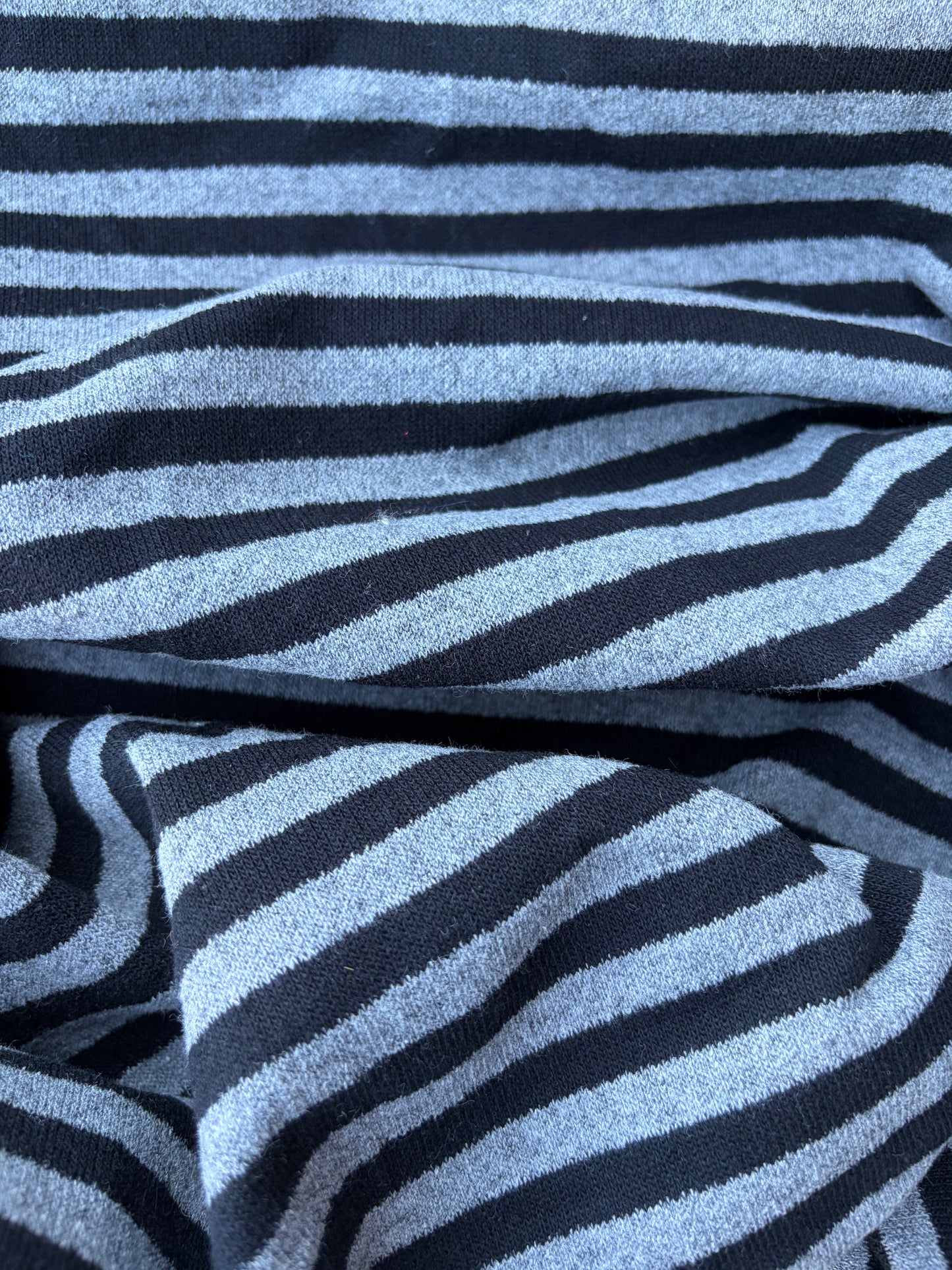 BILLY 010 Black/grey striped French Terry