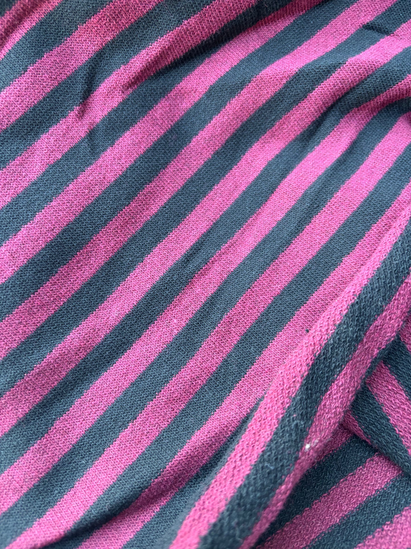 BILLY 011 Black/wine striped French Terry