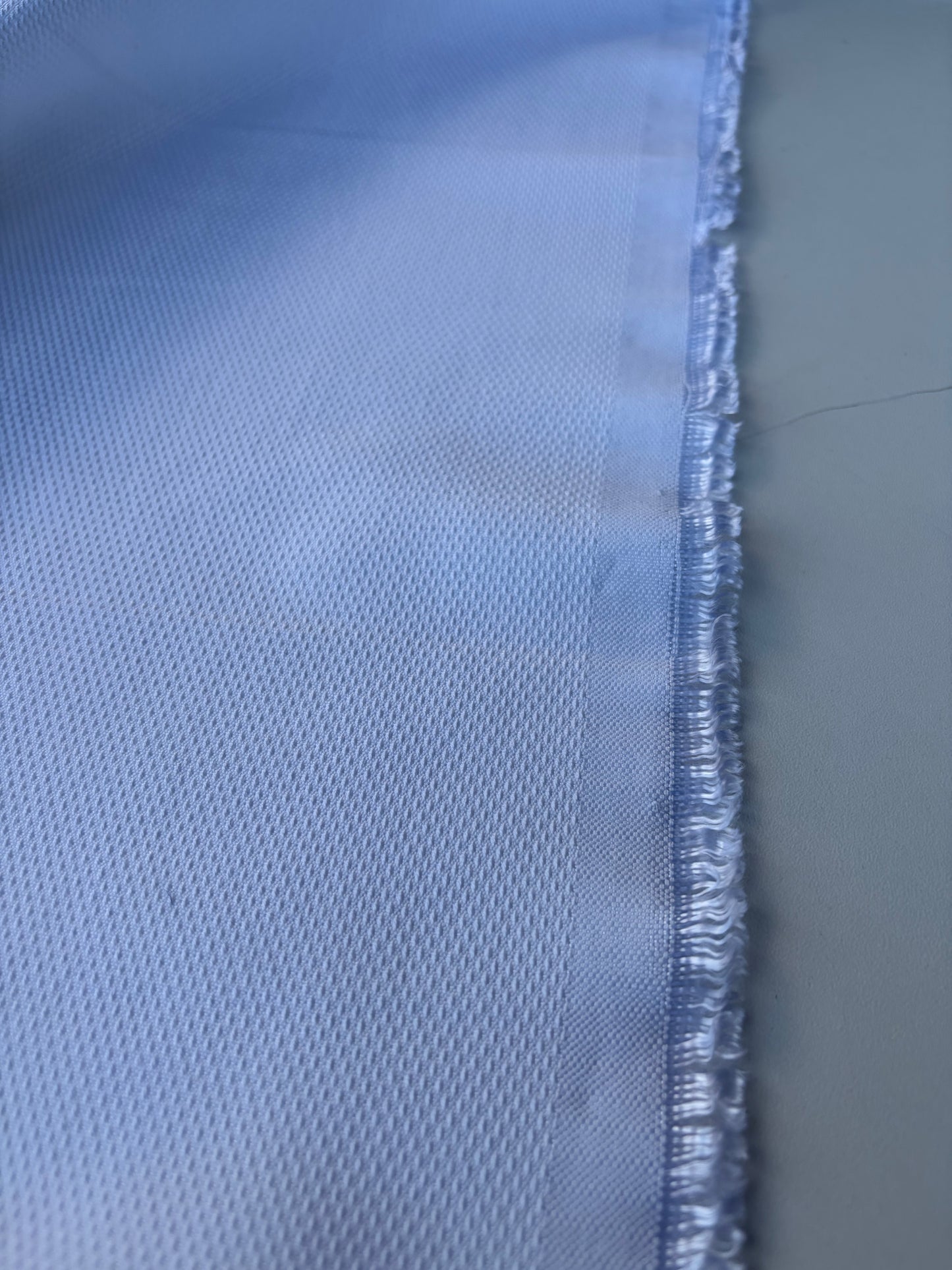 AMI 050 cotton/poly woven piqué white