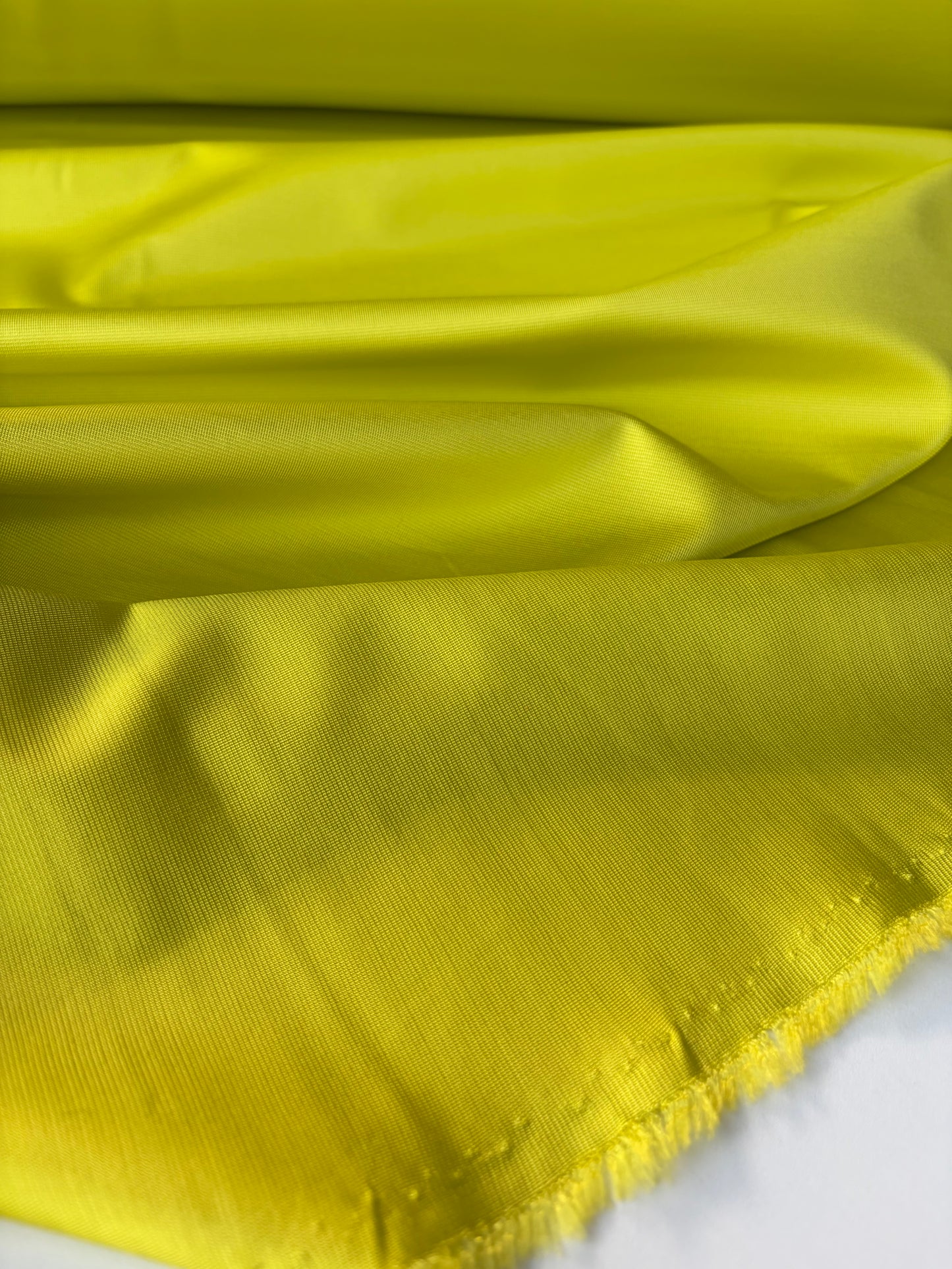 AMI 051 tight polyamide jersey bright yellow