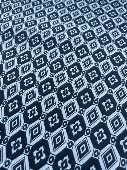 Jacques 001 cotton stretch jacquard black/white geo design