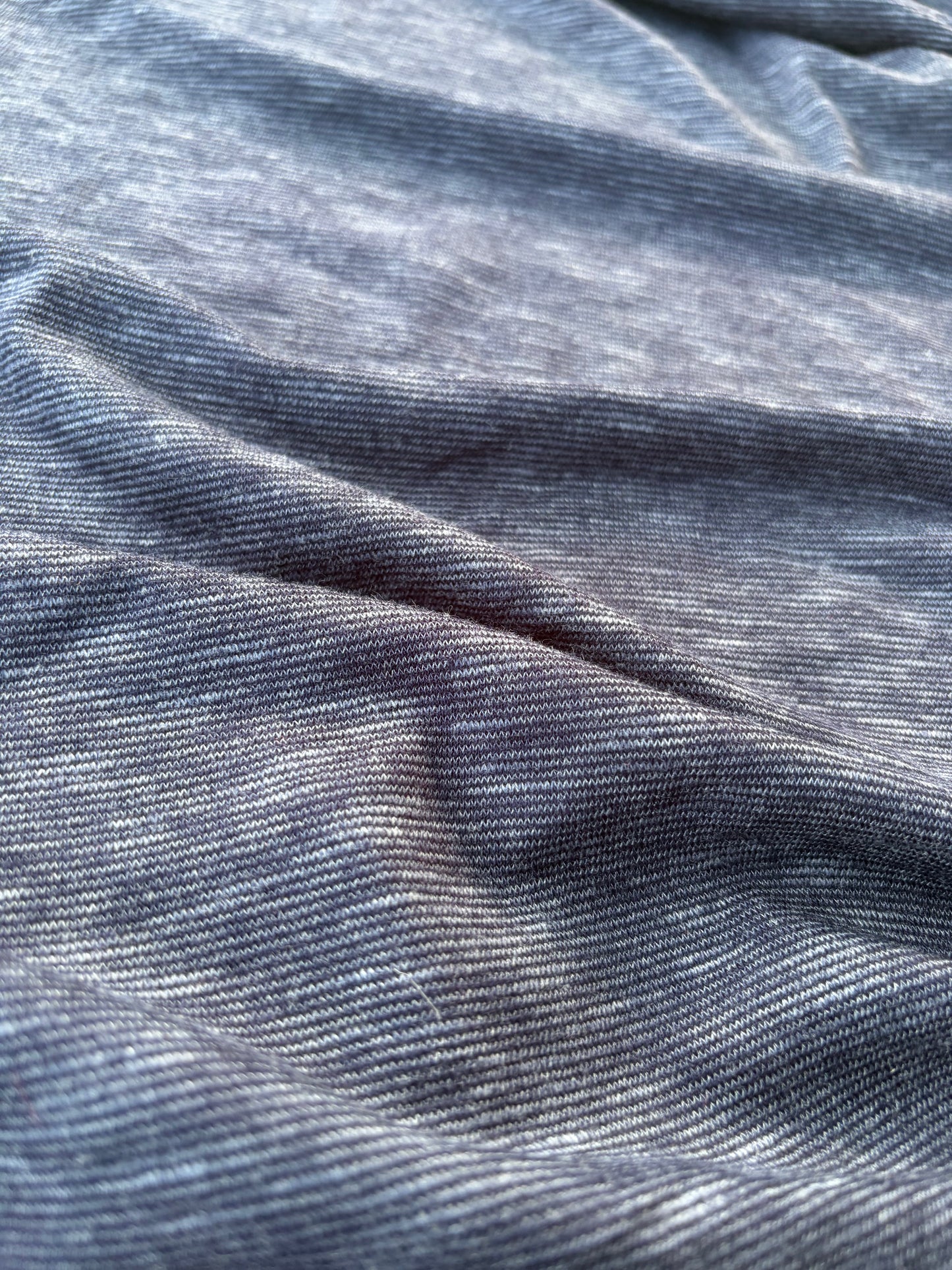 AMI 053 light jeans look jersey dark indigo