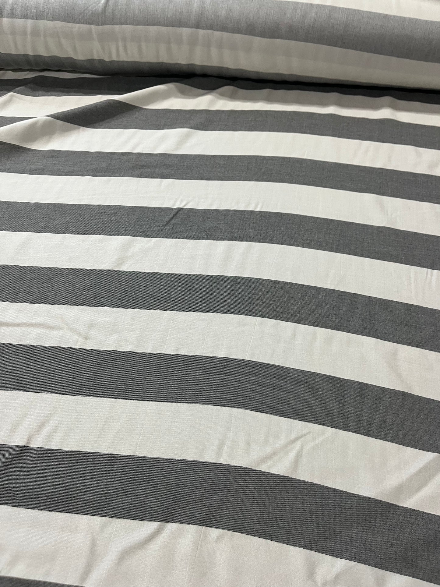 H01 Zorba #01 horizontal stripe with viscose