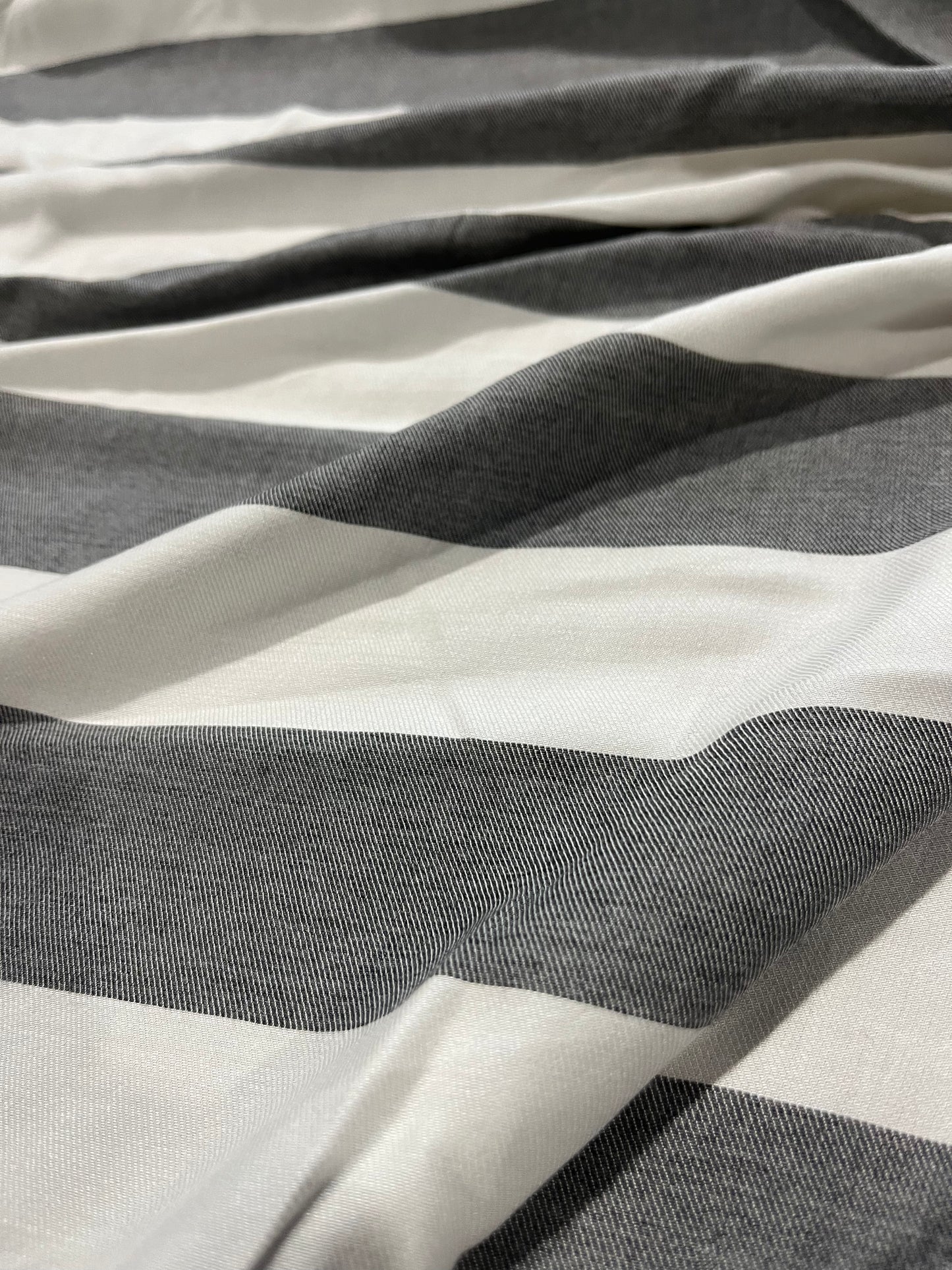 H01 Zorba #01 horizontal stripe with viscose