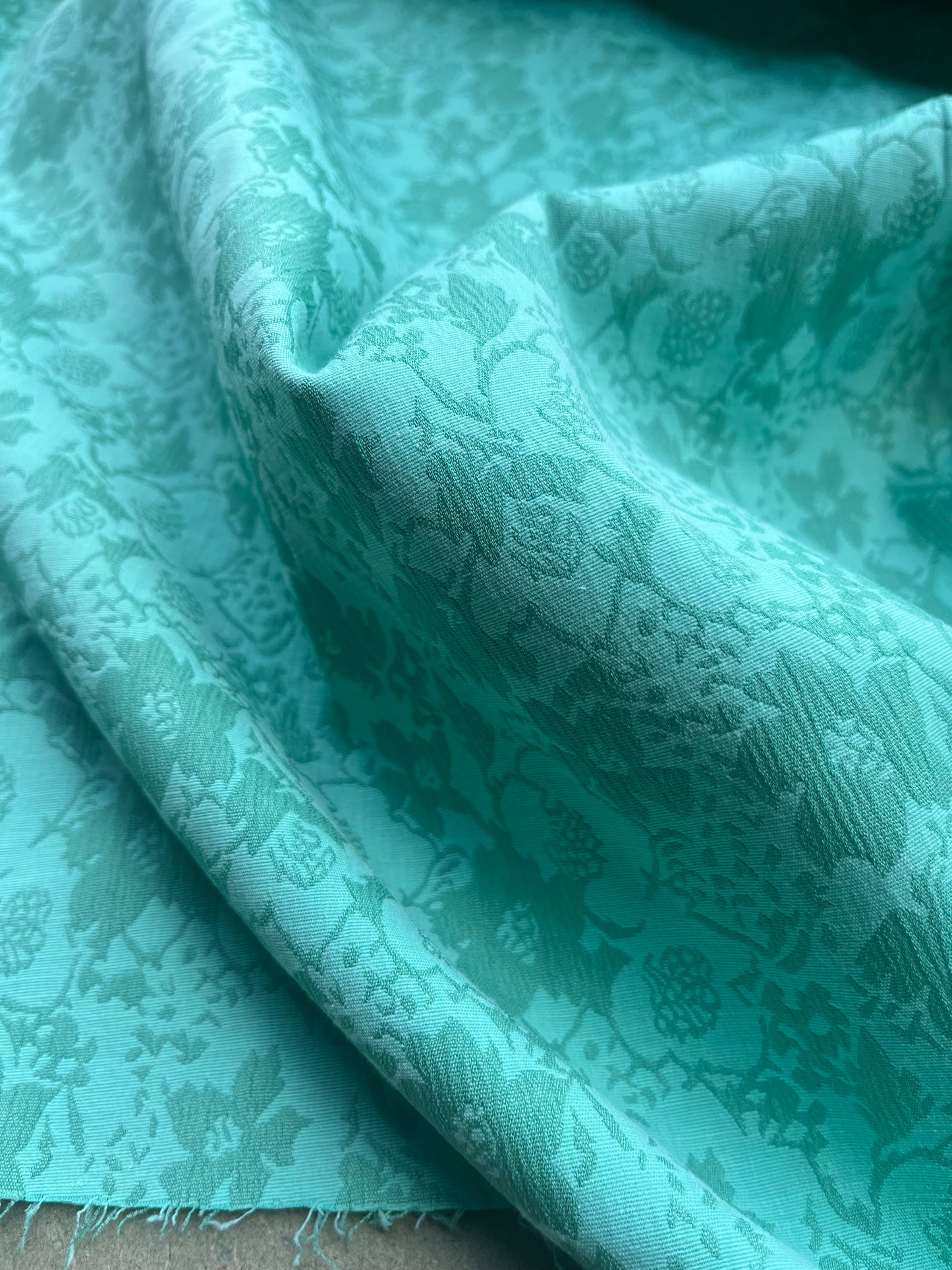 Jacques 004 cotton stretch jacquard soft green flowers