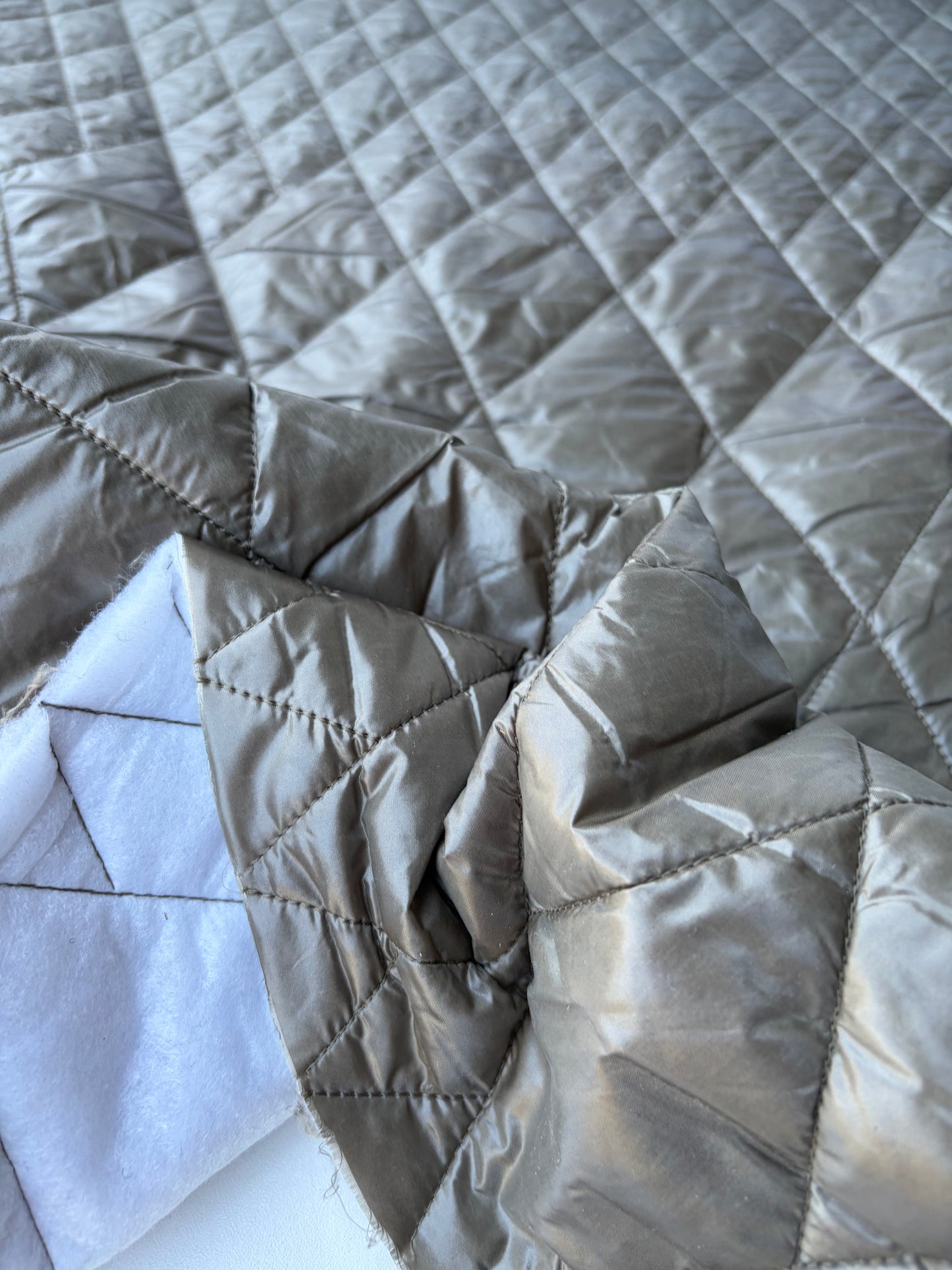 BILLY 019 light quilted fabric khaky