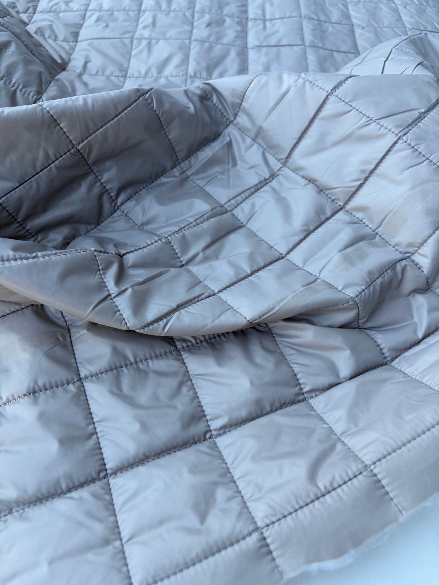 BILLY 020 light quilted fabric greige