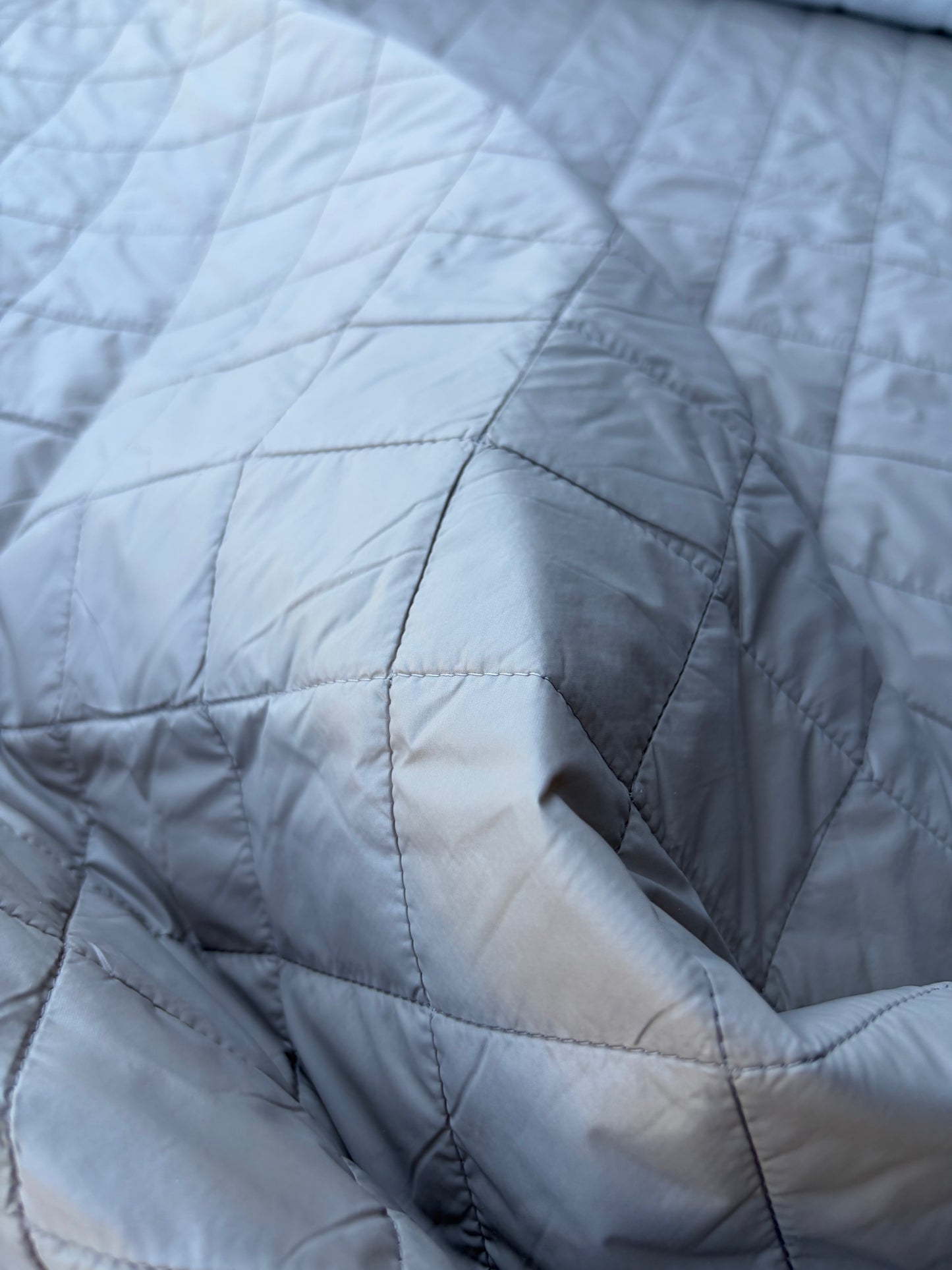 BILLY 020 light quilted fabric greige