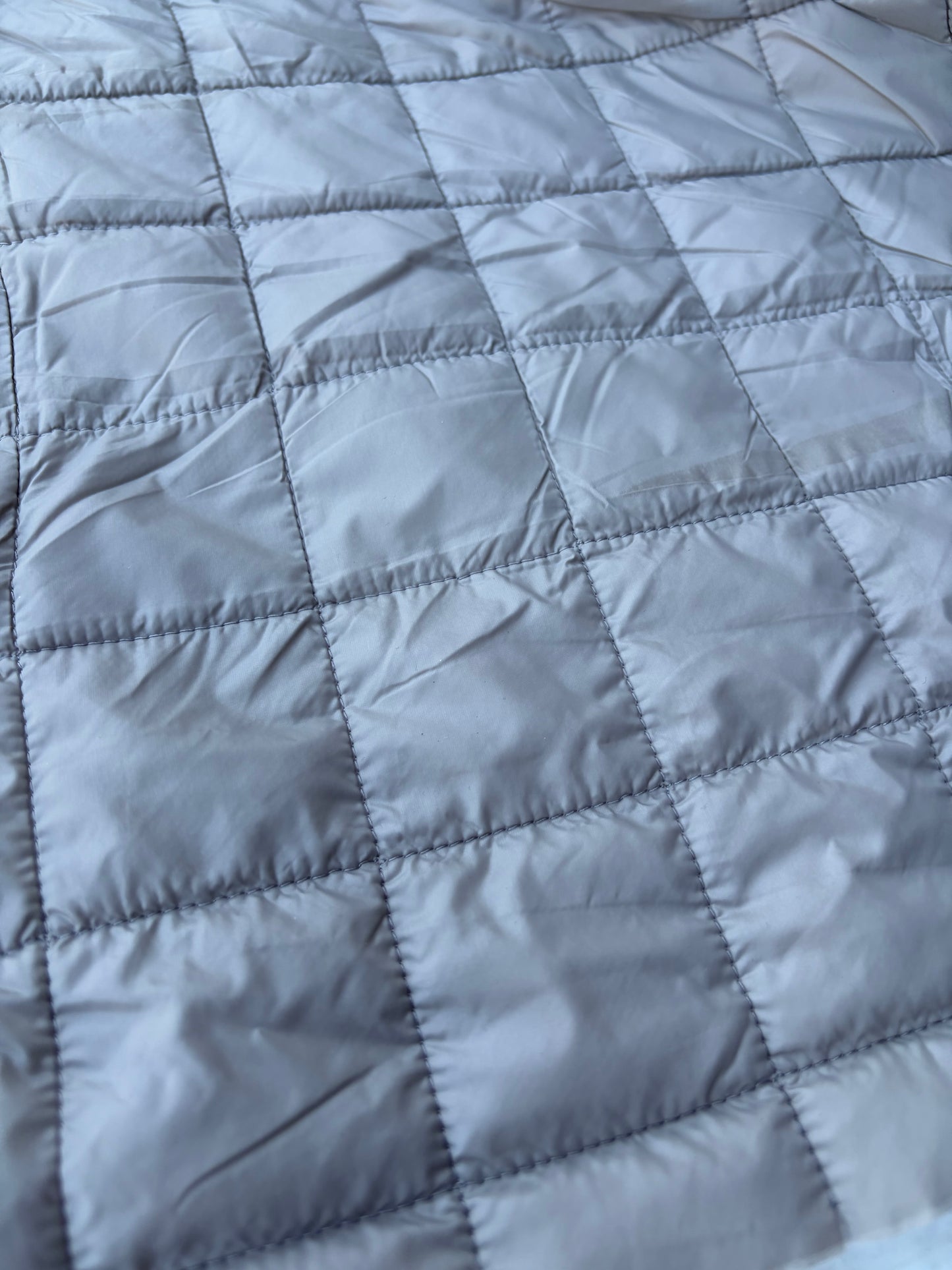 BILLY 020 light quilted fabric greige