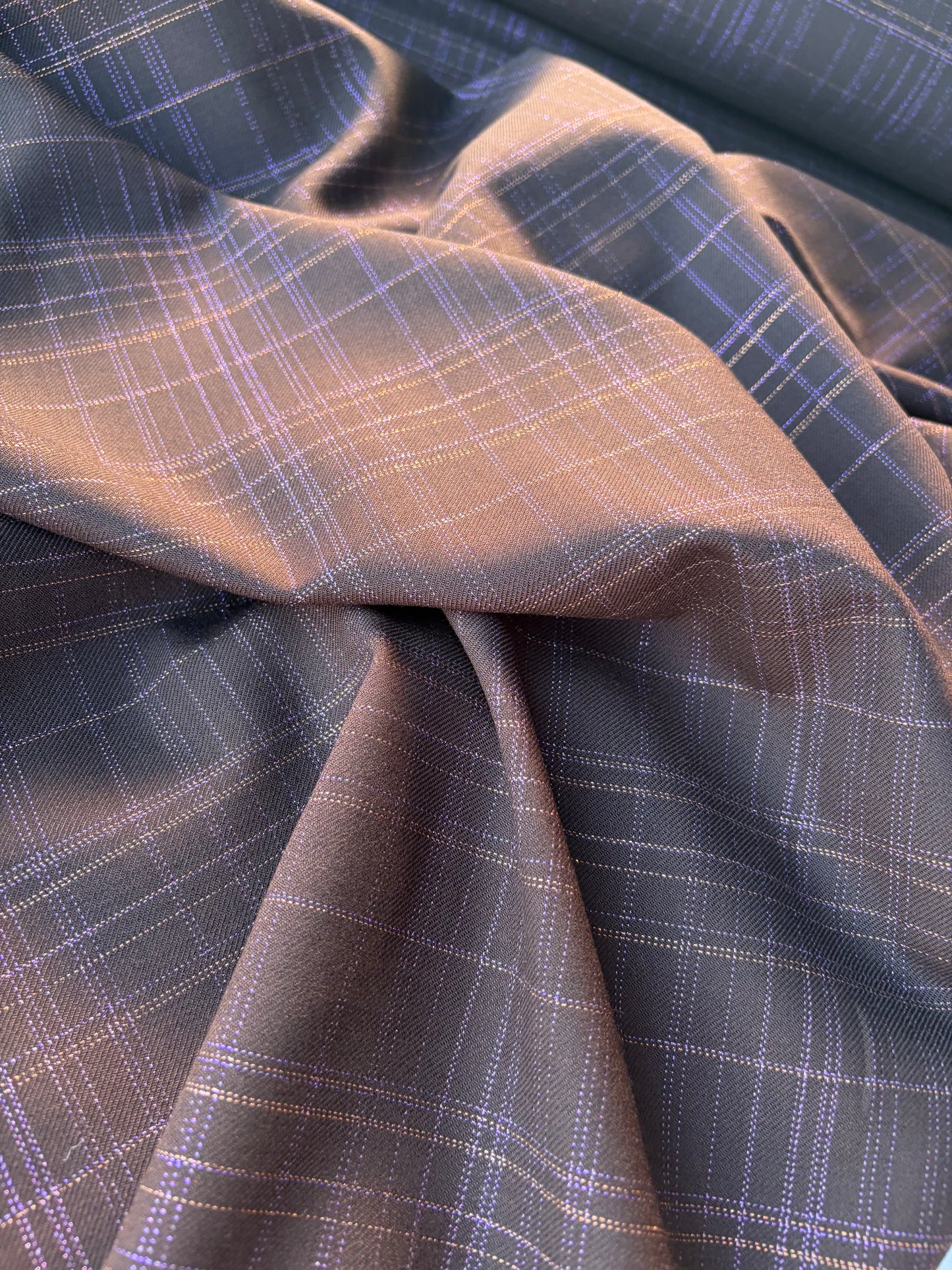 LORO 018 brown shiny check wool stretch