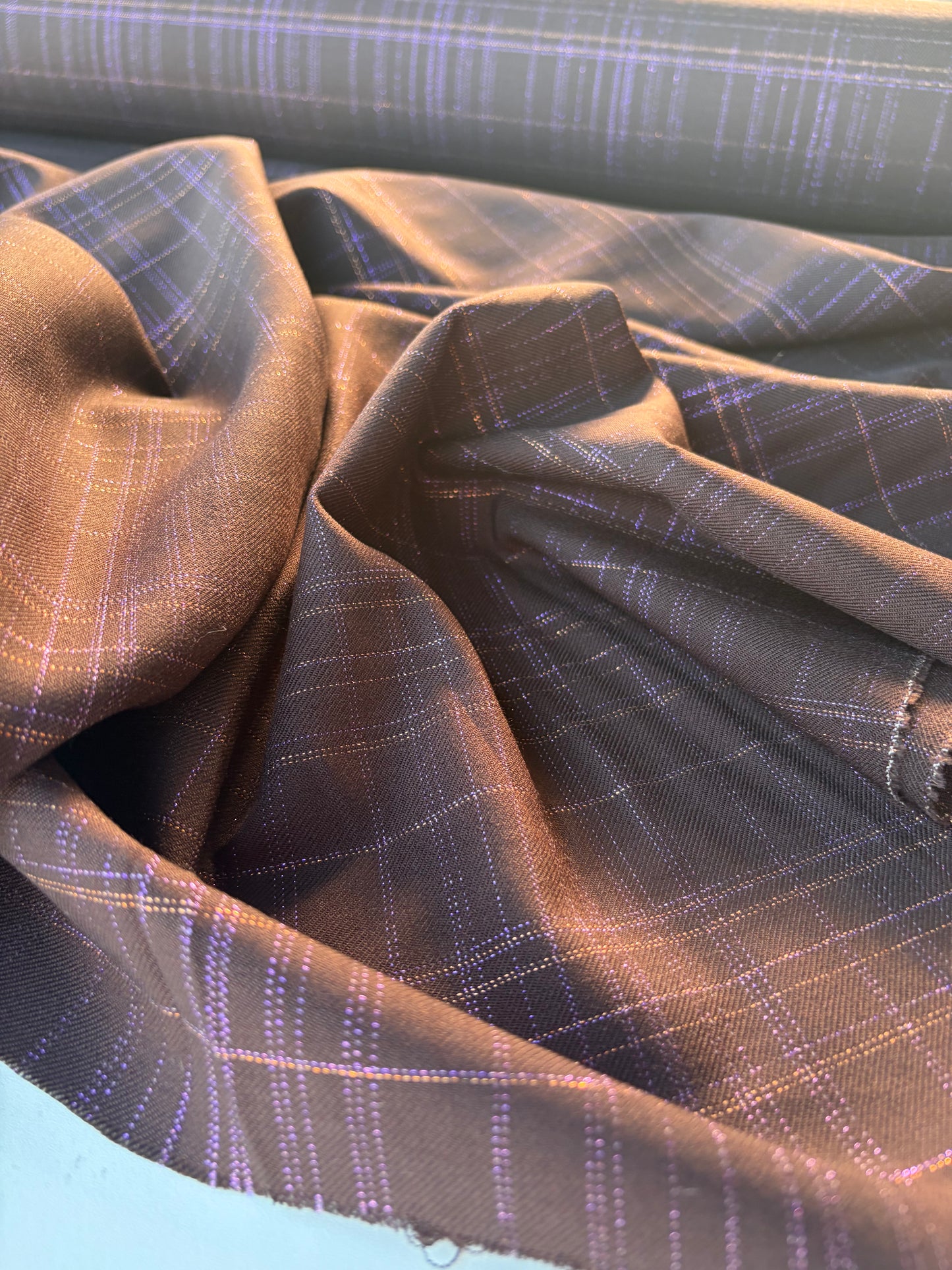 LORO 018 brown shiny check wool stretch