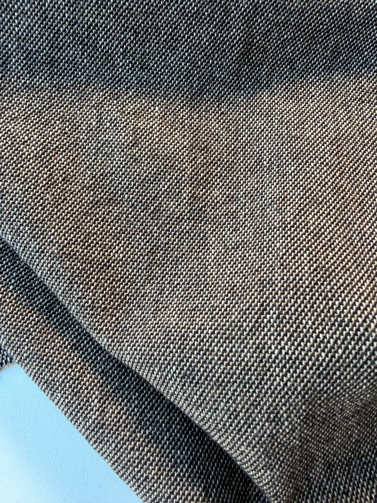 LORO 021 camel/black Donegal tweed wool