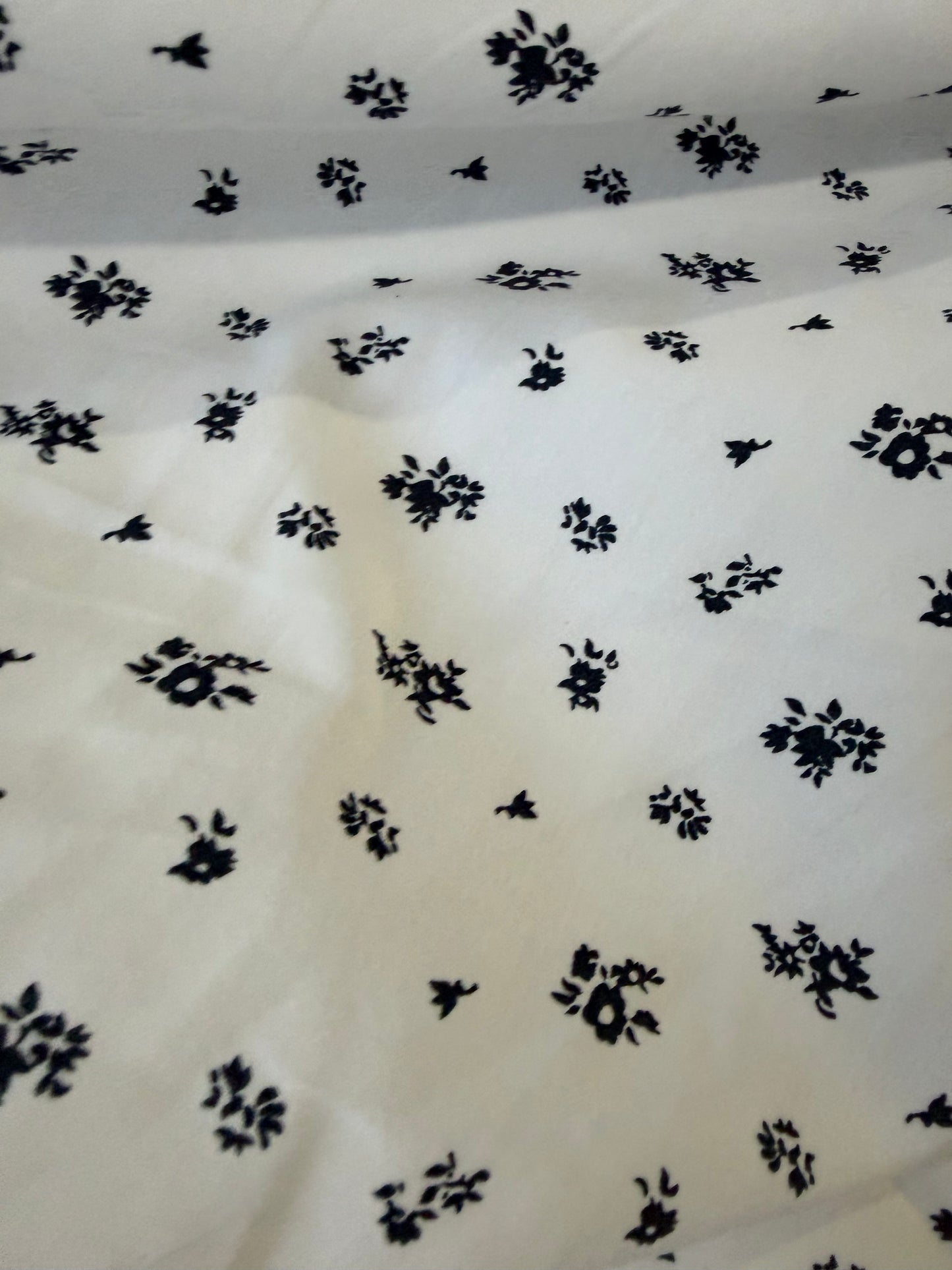 FREDO 012 cotton poplin flower bouquets