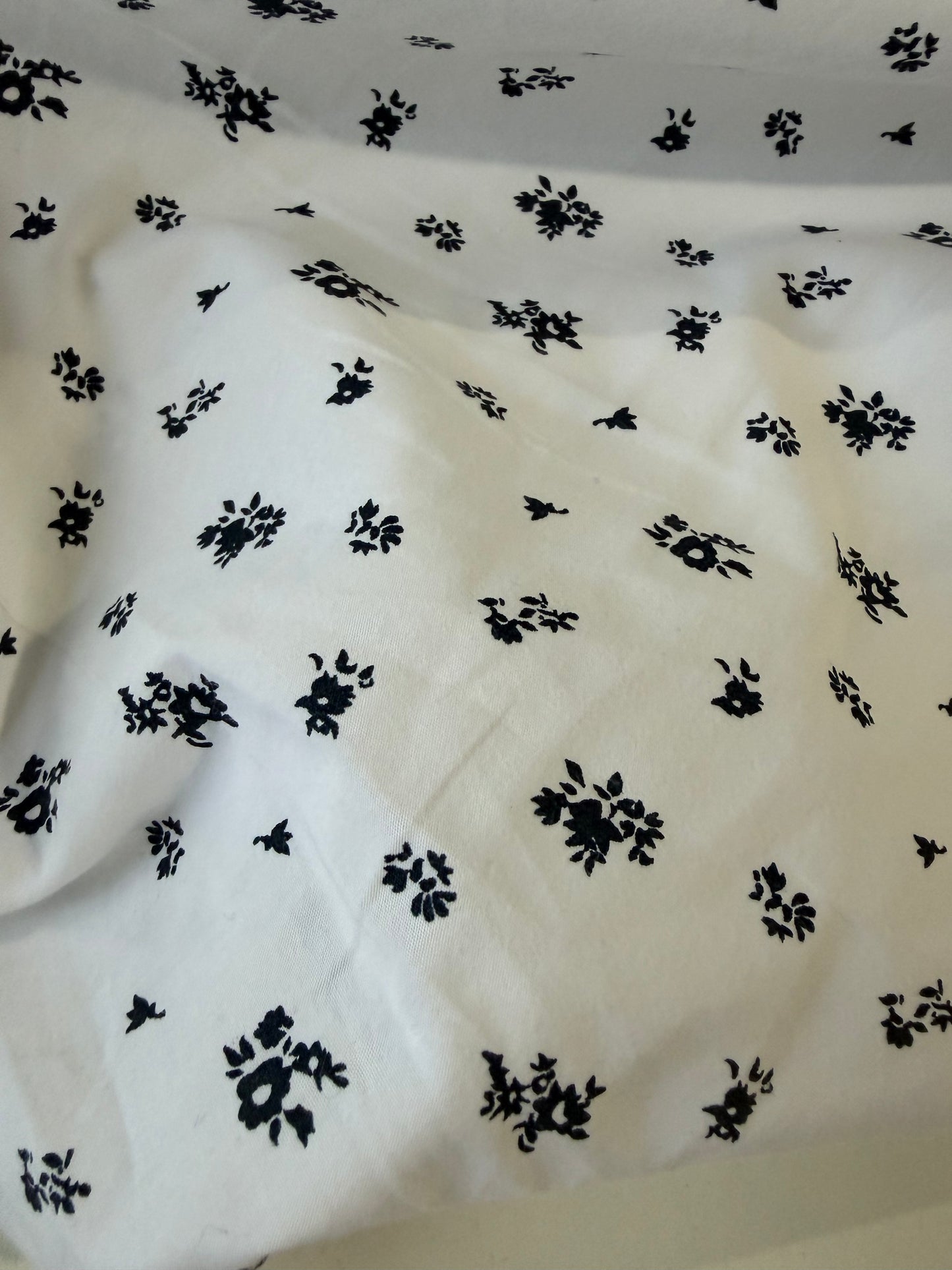FREDO 012 cotton poplin flower bouquets