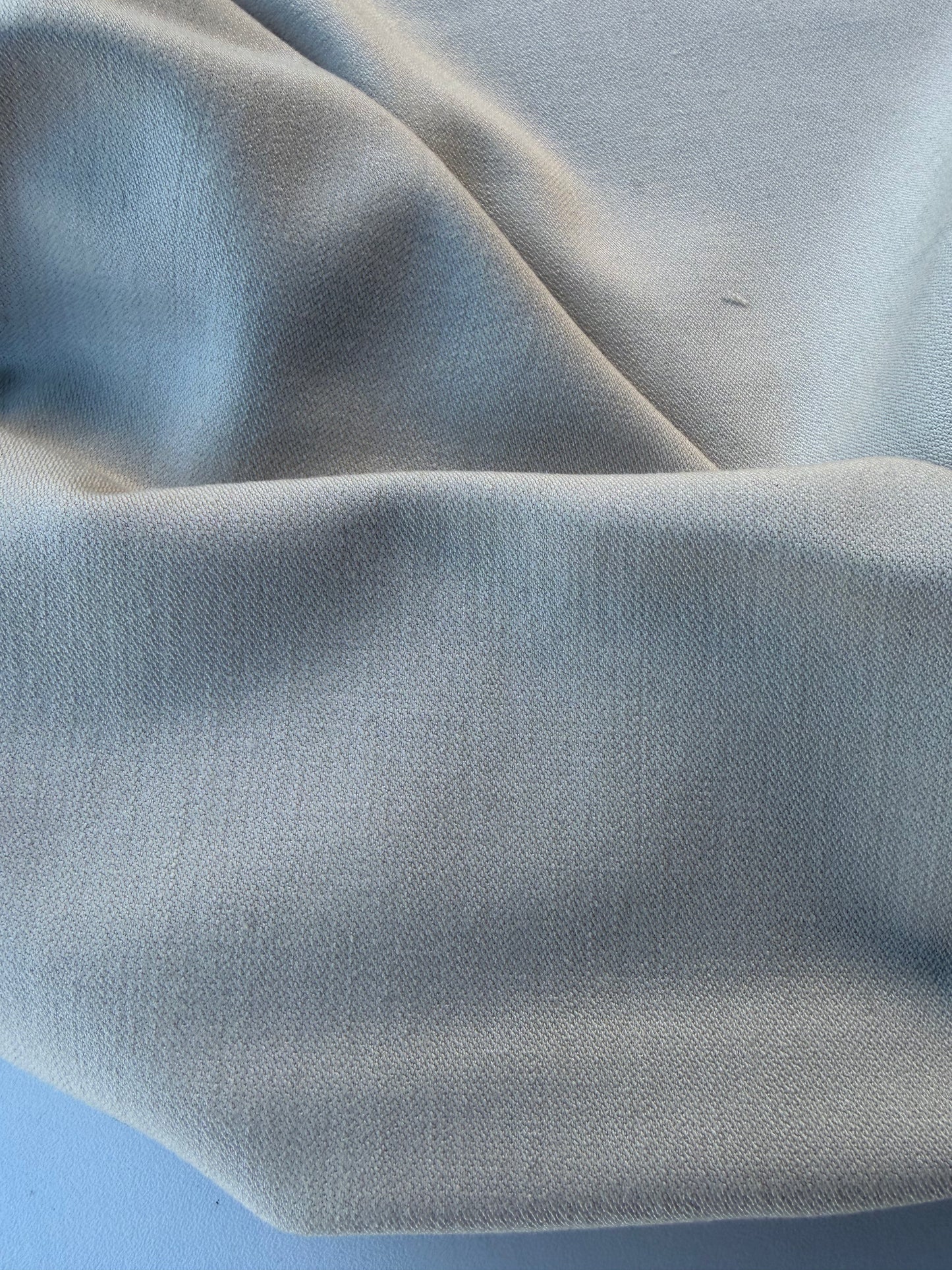 LORO 022 cream coloured wool crêpe bi-stretch