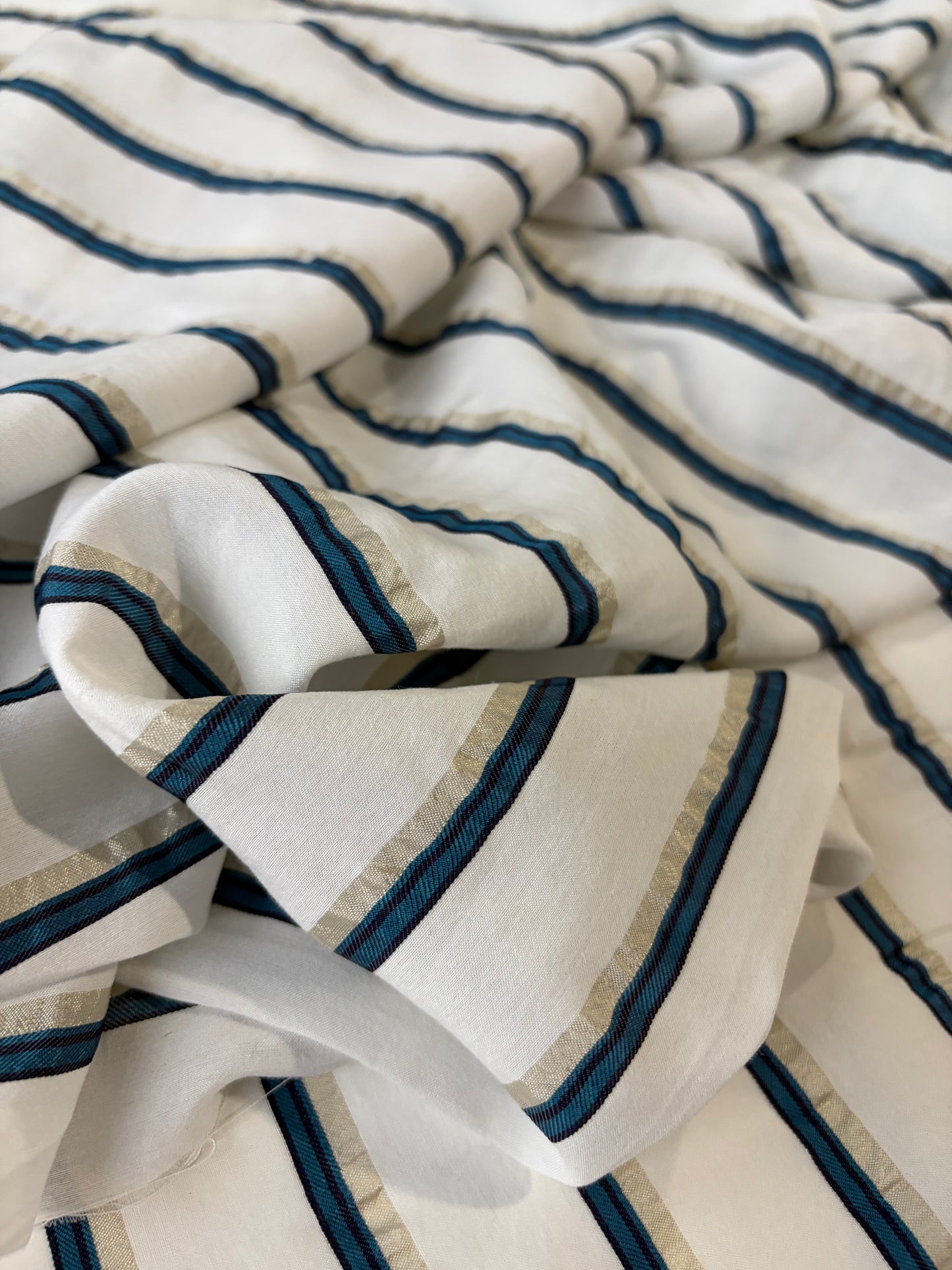 FREDO 013 viscose silk stripes