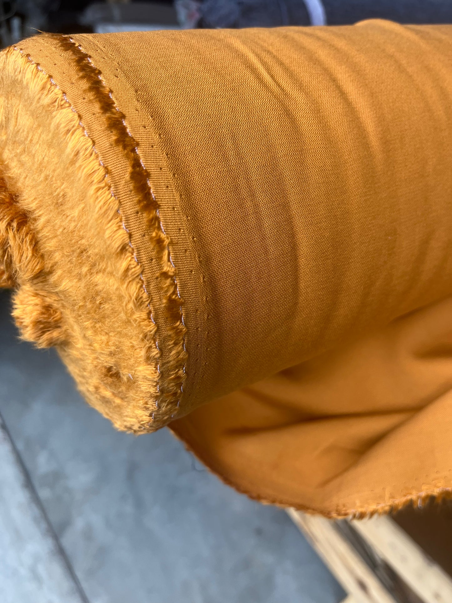 Apollo 014 Viscose toile egg yolk