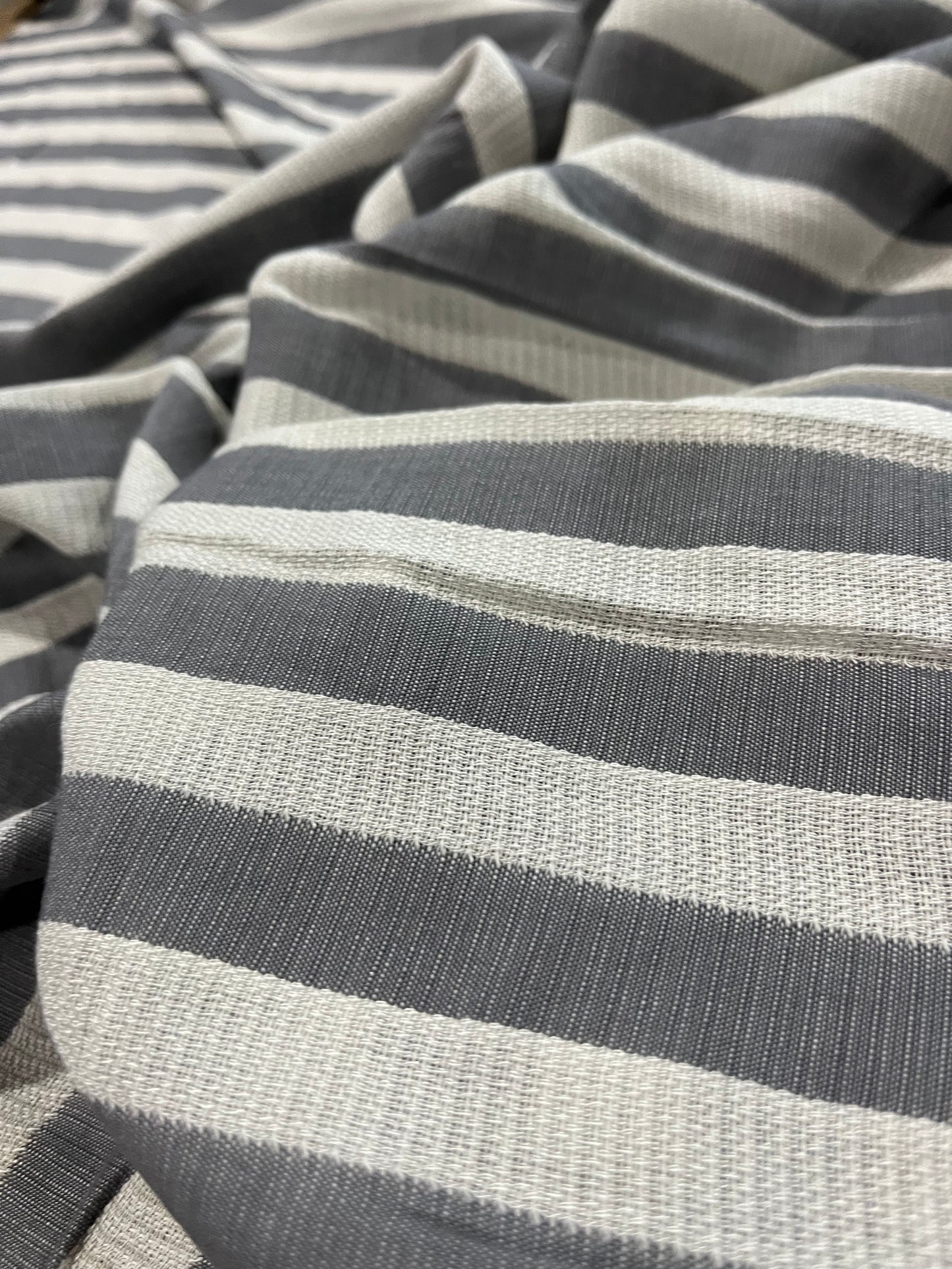 H01 Zorba #18 gauze stripes white/grey