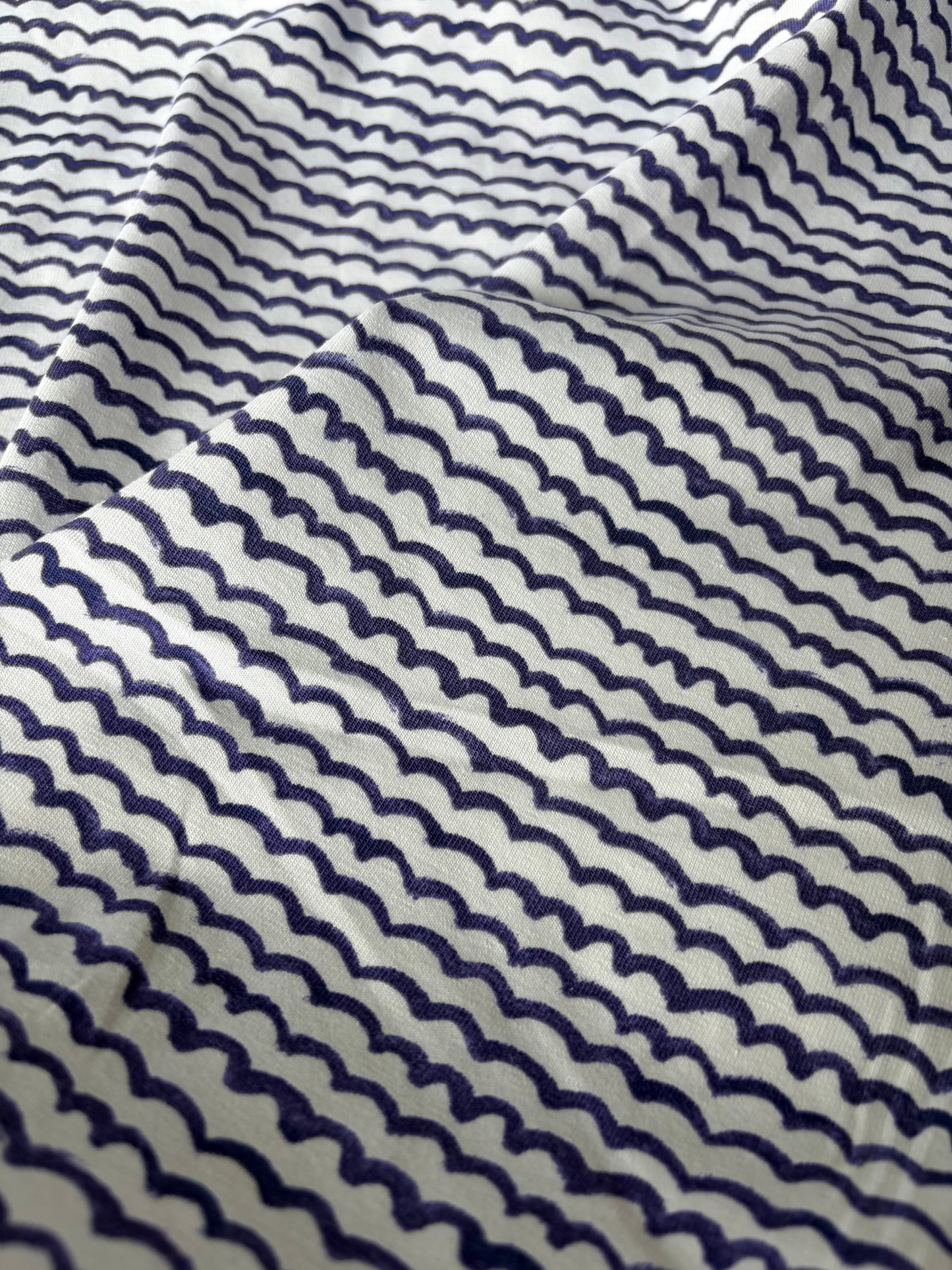 FREDO 016 jersey viscose indigo waves