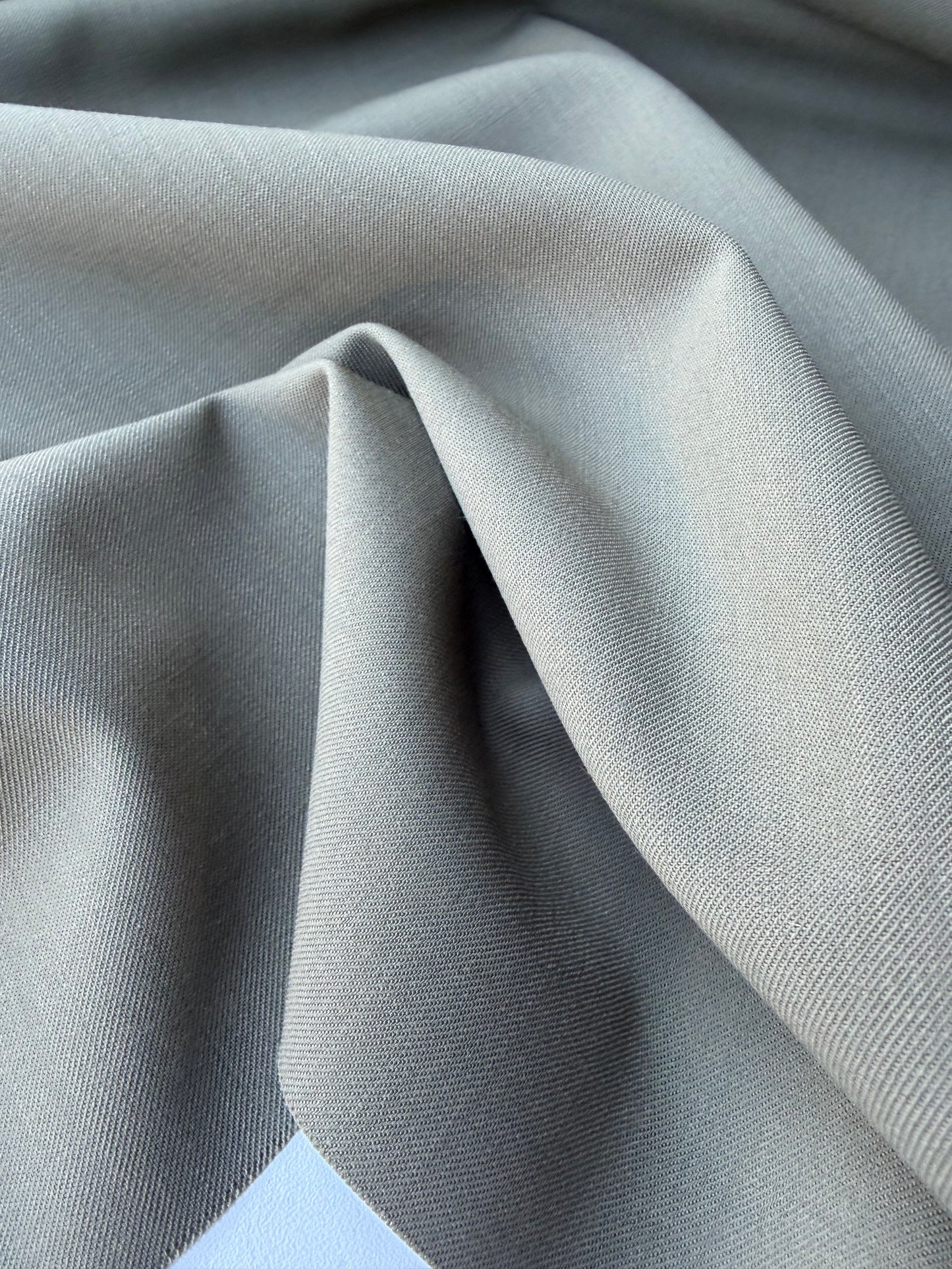 LORO 028 khaky green toile wool bi-stretch