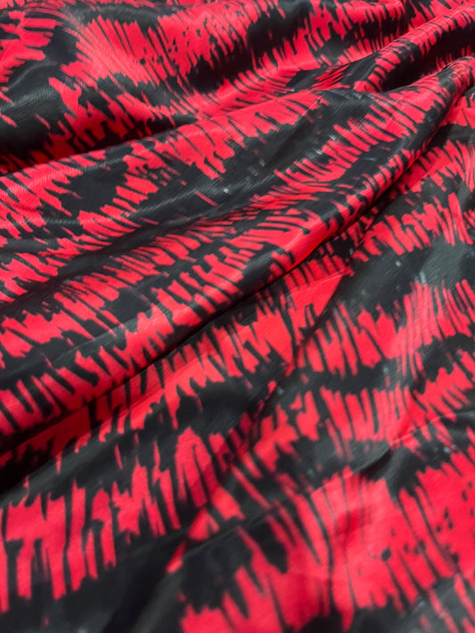 D02 Heim 009 viscose satin tribal framboise