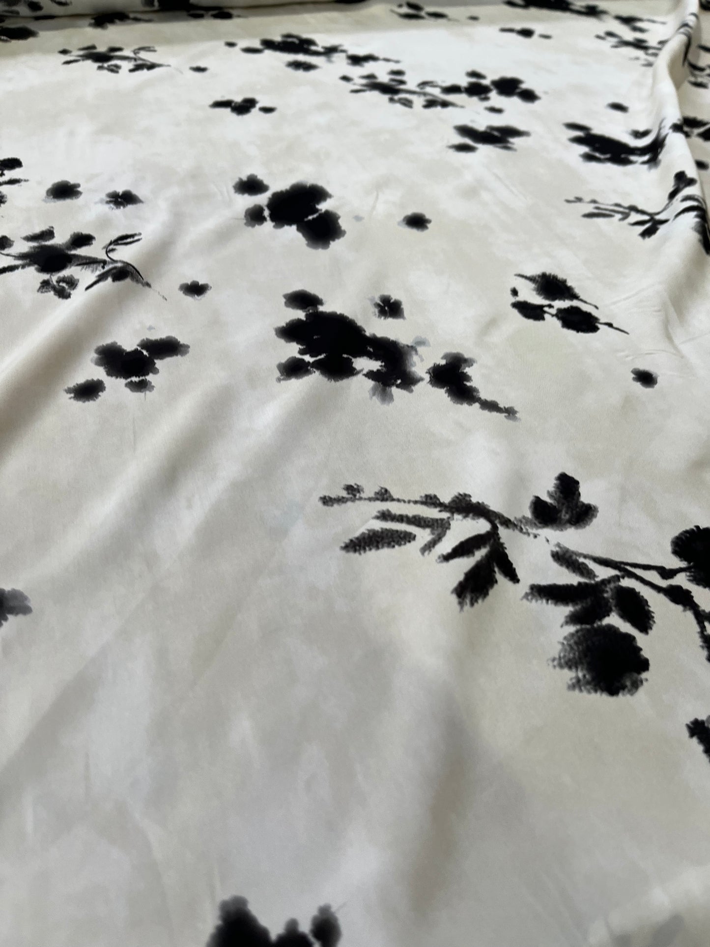 C02 MARCO 205 Crepe de chine black/white print