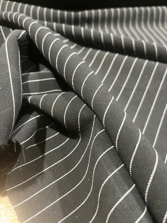 D01 GIANNI #08 pinstripe stretch