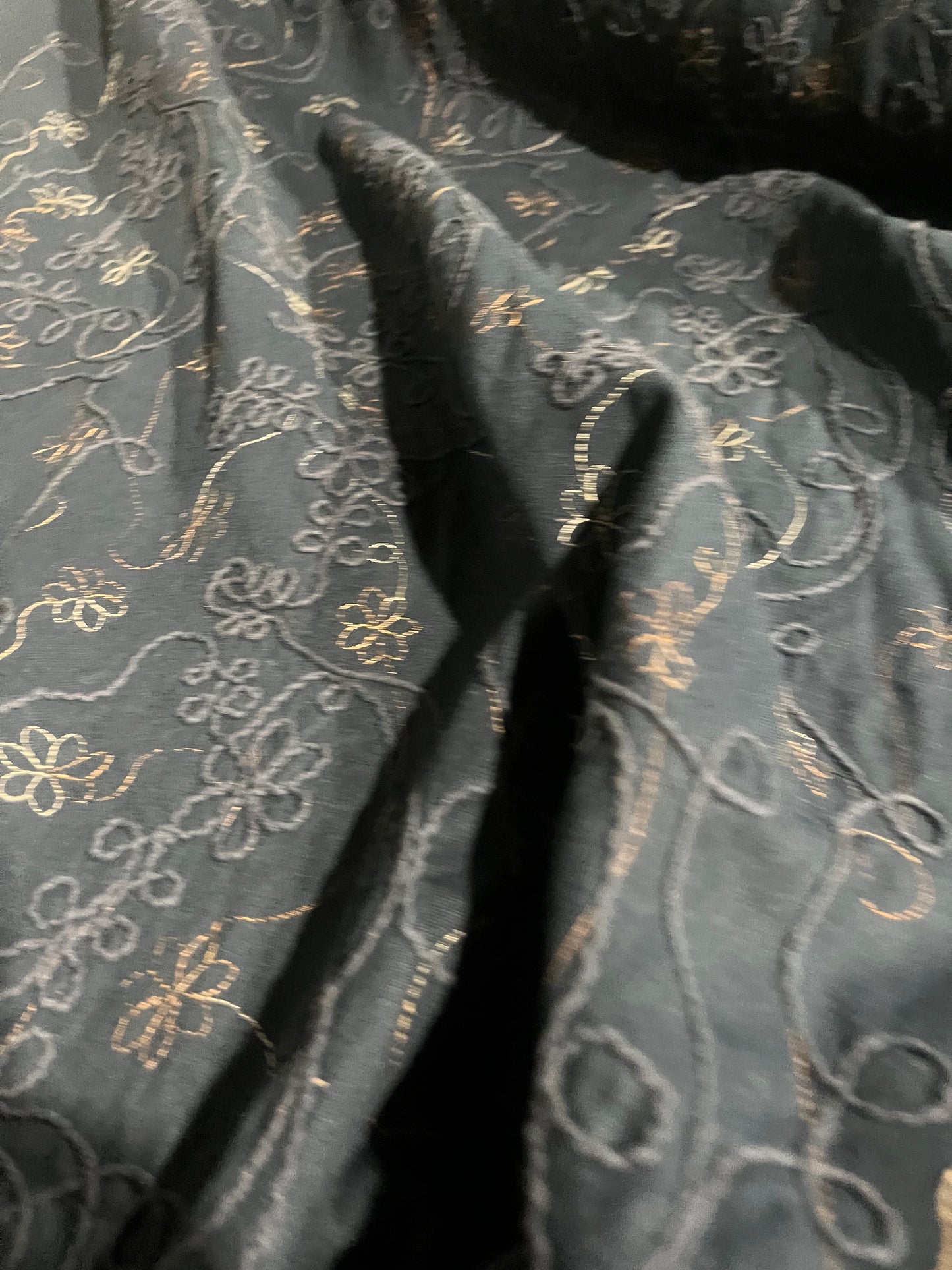 LC KEIRA 043 linen with all over embroidery aviator blue