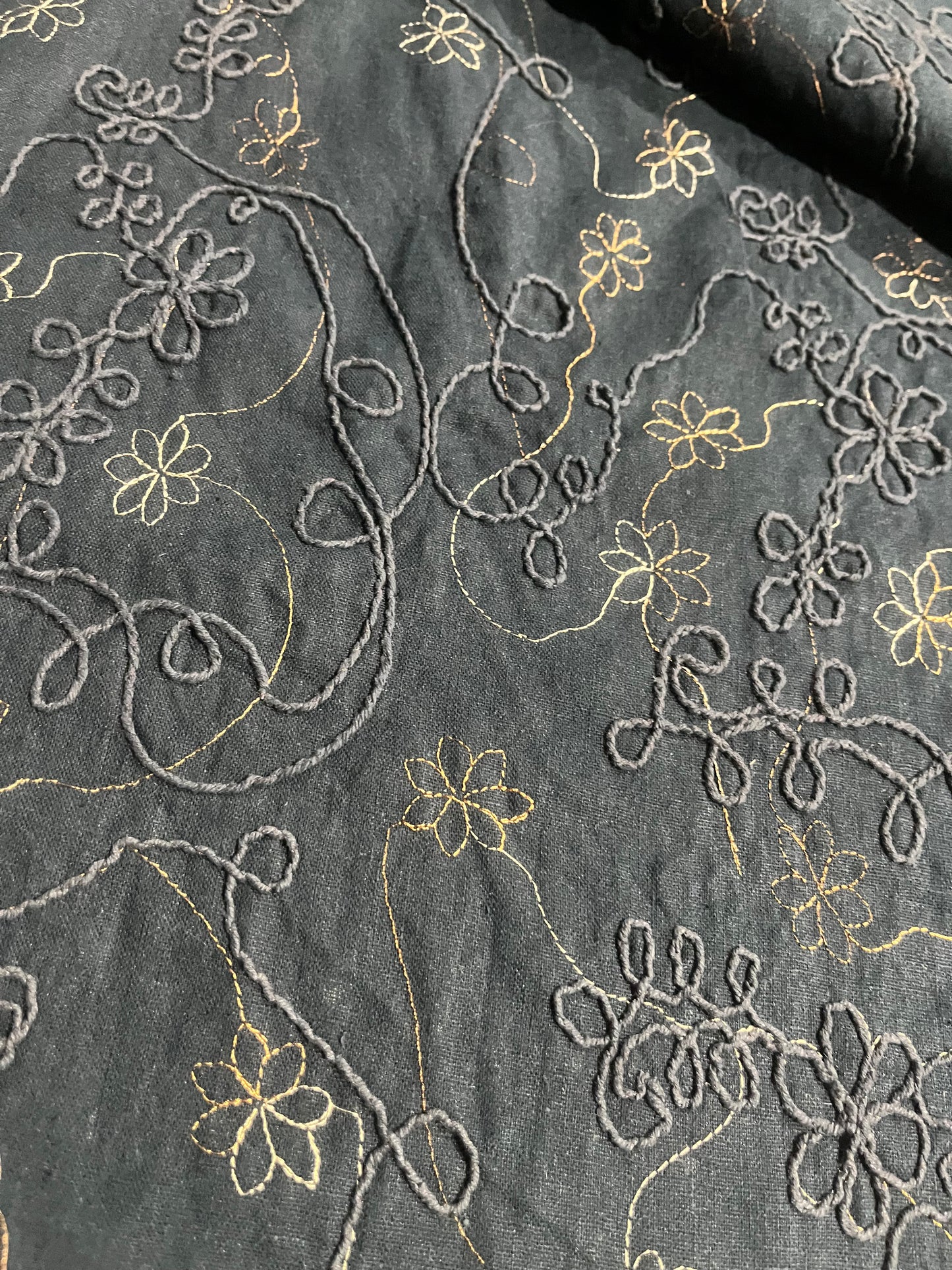 LC KEIRA 043 linen with all over embroidery aviator blue