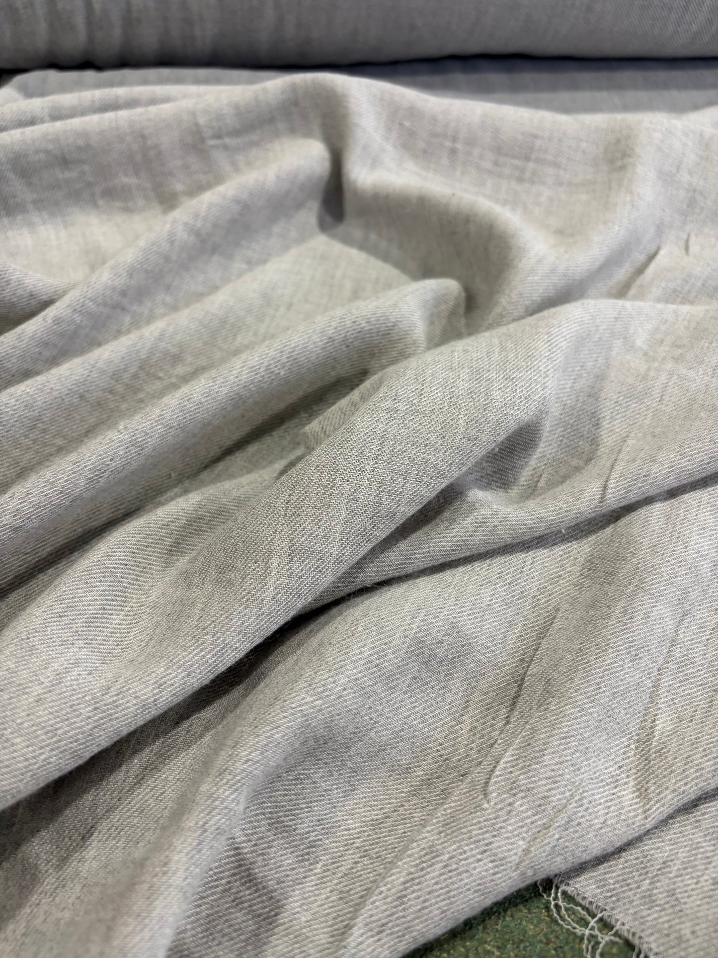 FREDO 031 viscose wool light grey