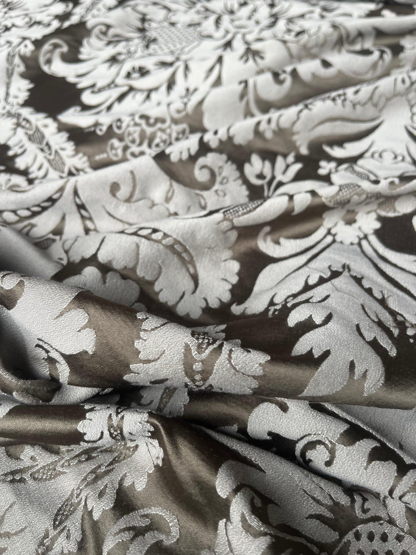 Shiny jacquard brown/beige SUMMER PARTY 145 G02