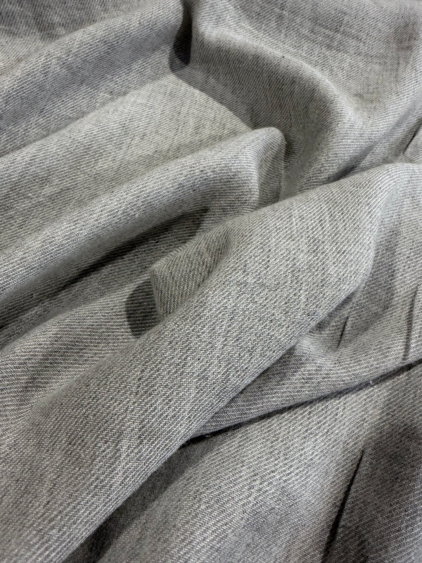 FREDO 031 viscose wool light grey