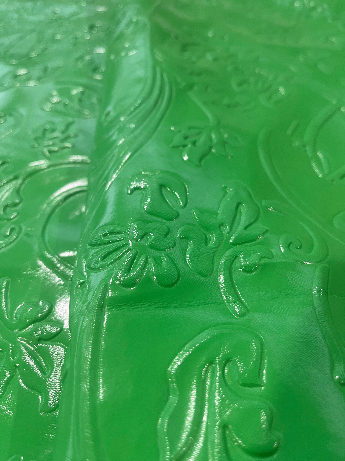 G01 embossed vinyl green